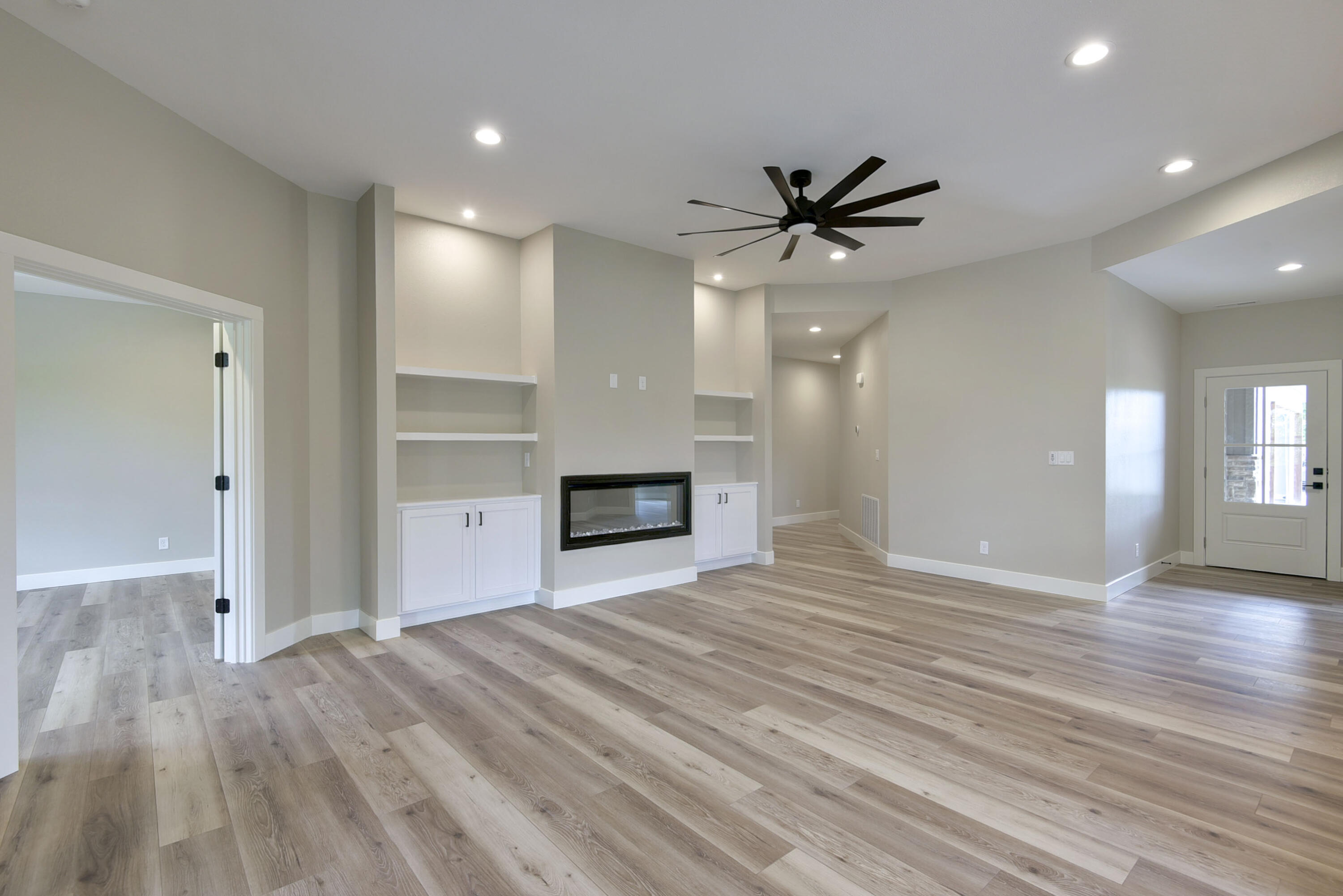 92 Mountain View Court Property Photo 3