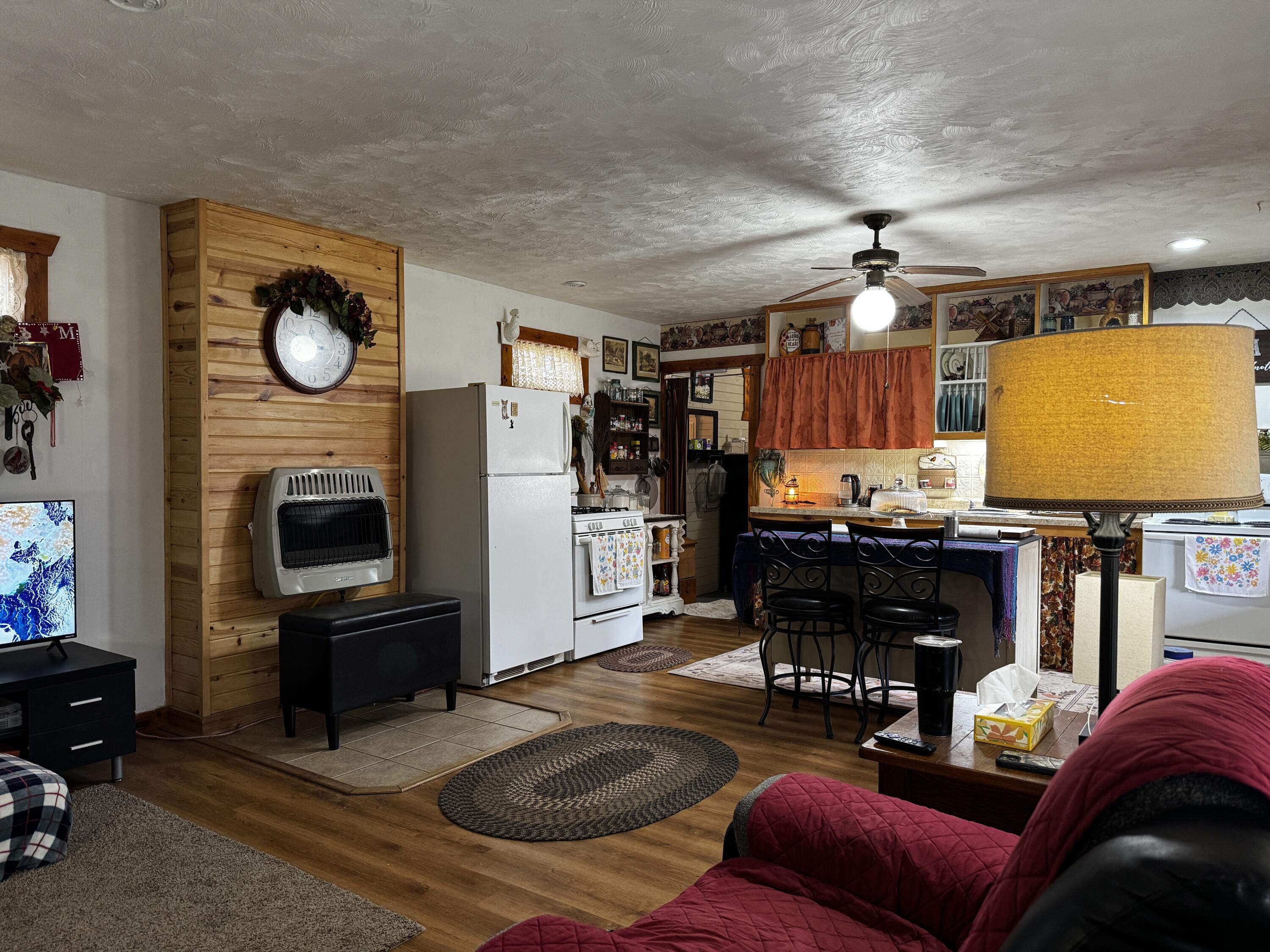 22827 Elderberry Drive West Property Photo 9