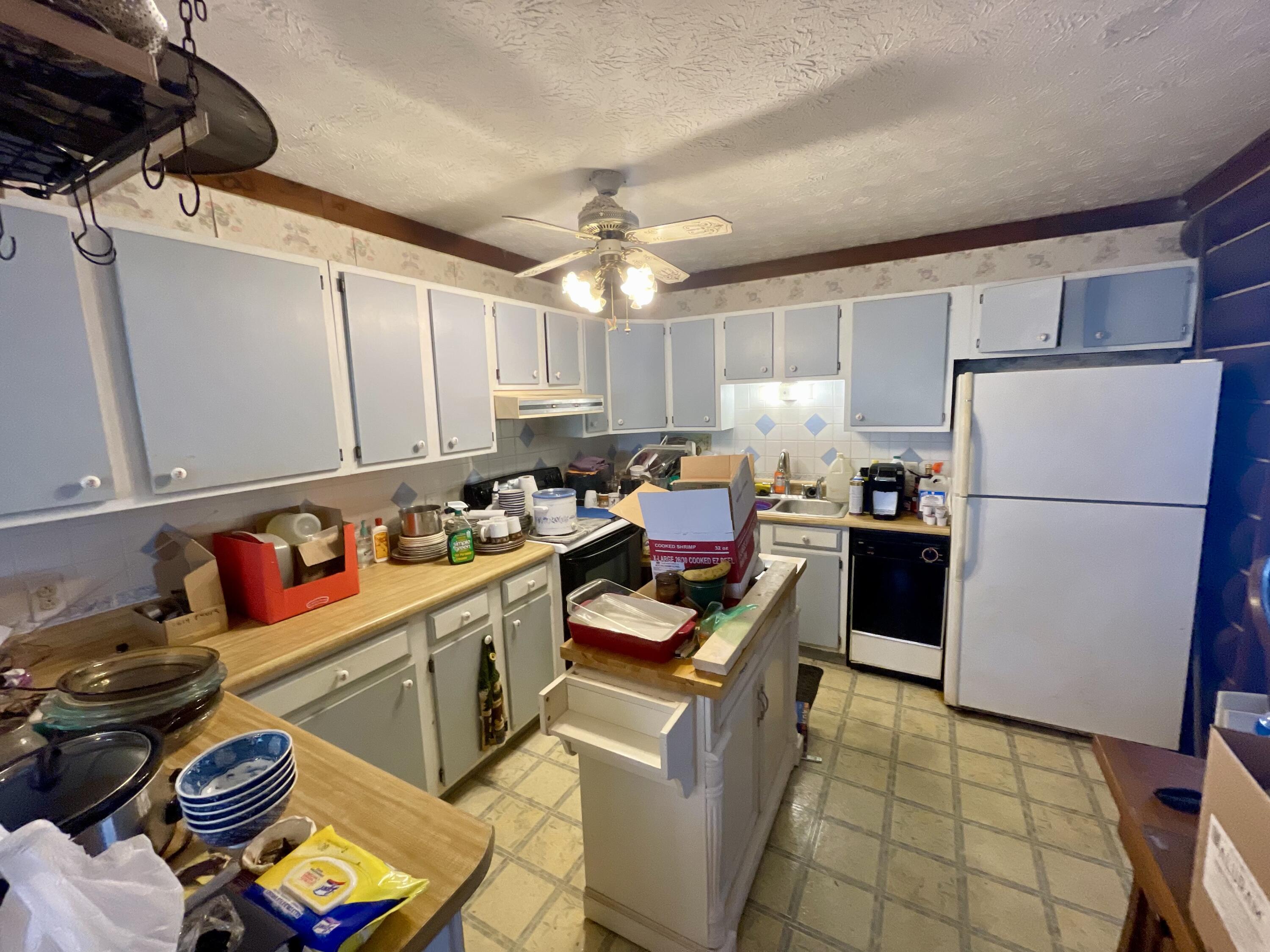 2619 Paula Drive Property Photo 5