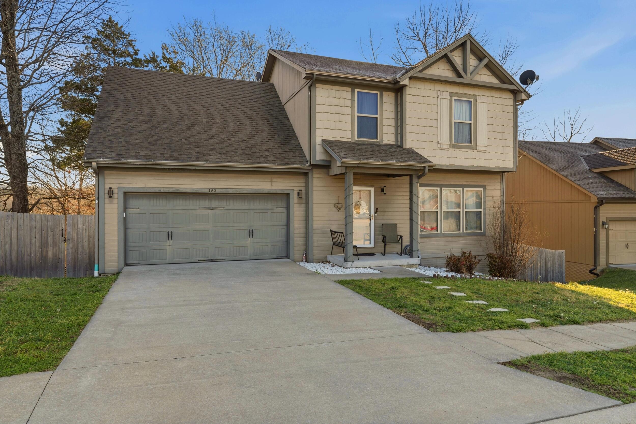 190 Country Ridge Way Property Photo 2
