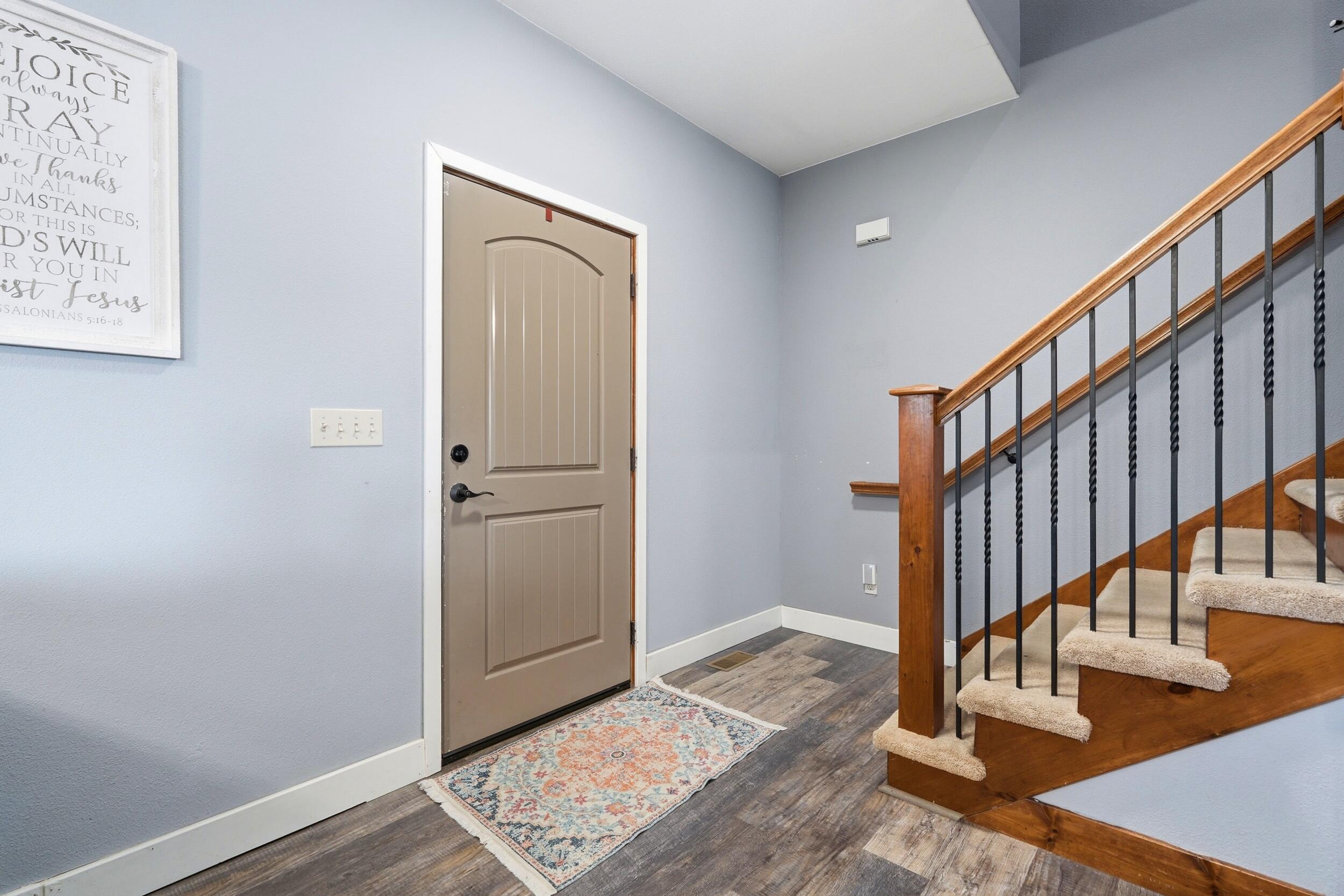190 Country Ridge Way Property Photo 7