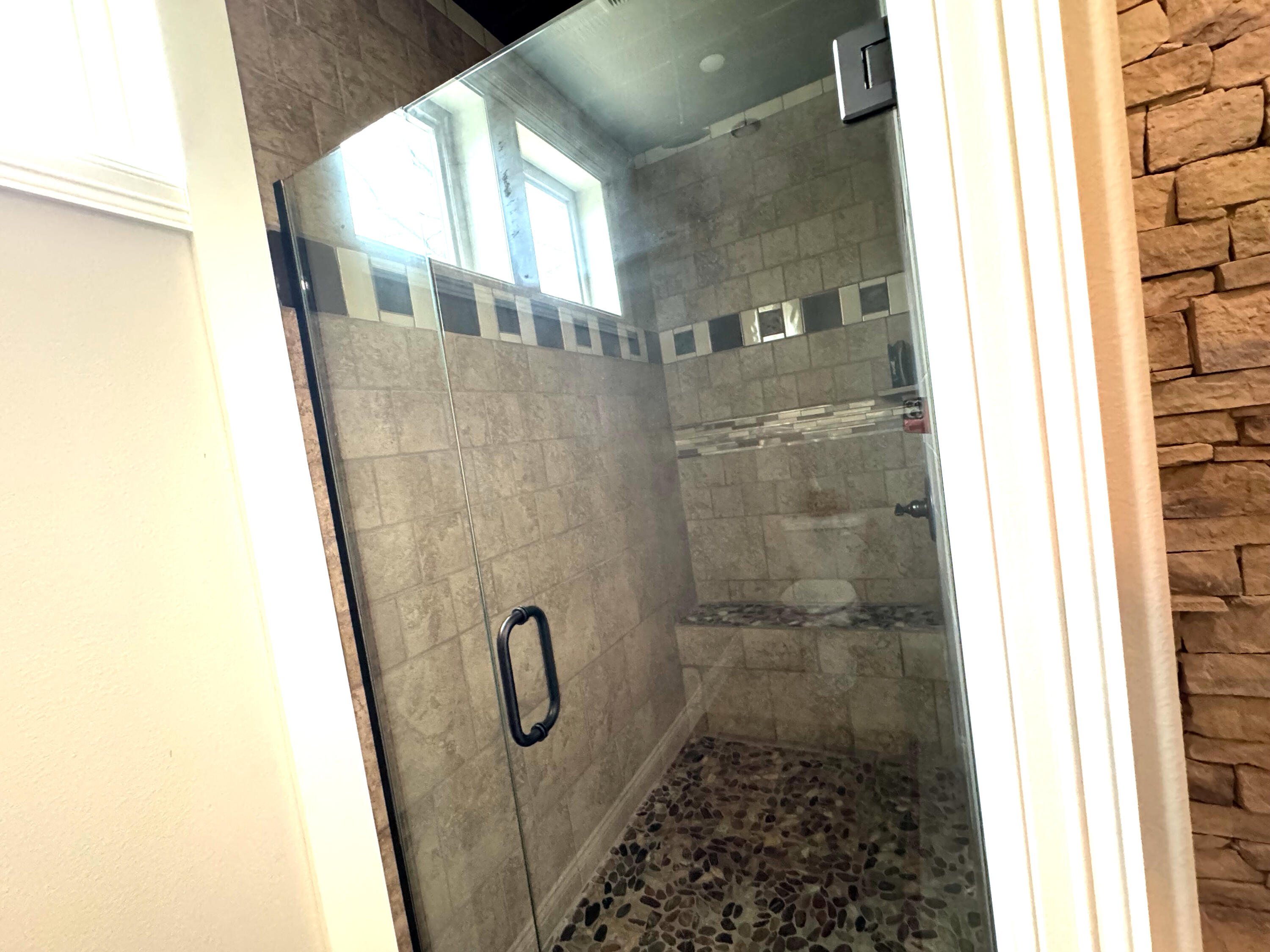 8 Midview Drive Property Photo 22