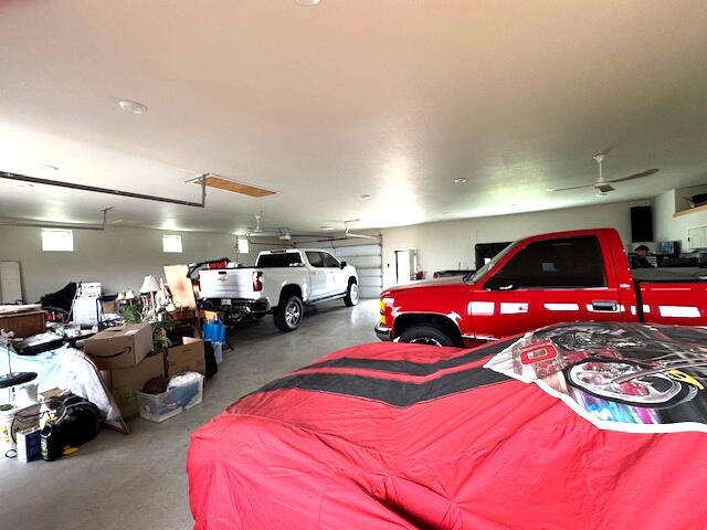 8 Midview Drive Property Photo 40