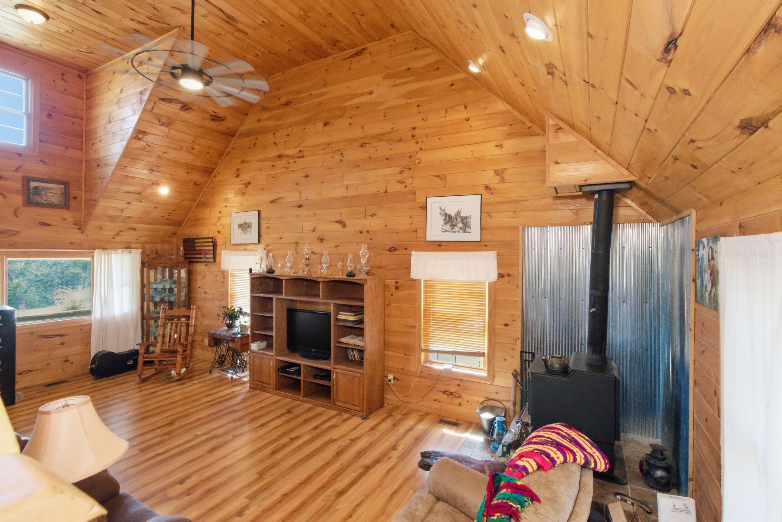 4570 State Highway Nn Property Photo 11