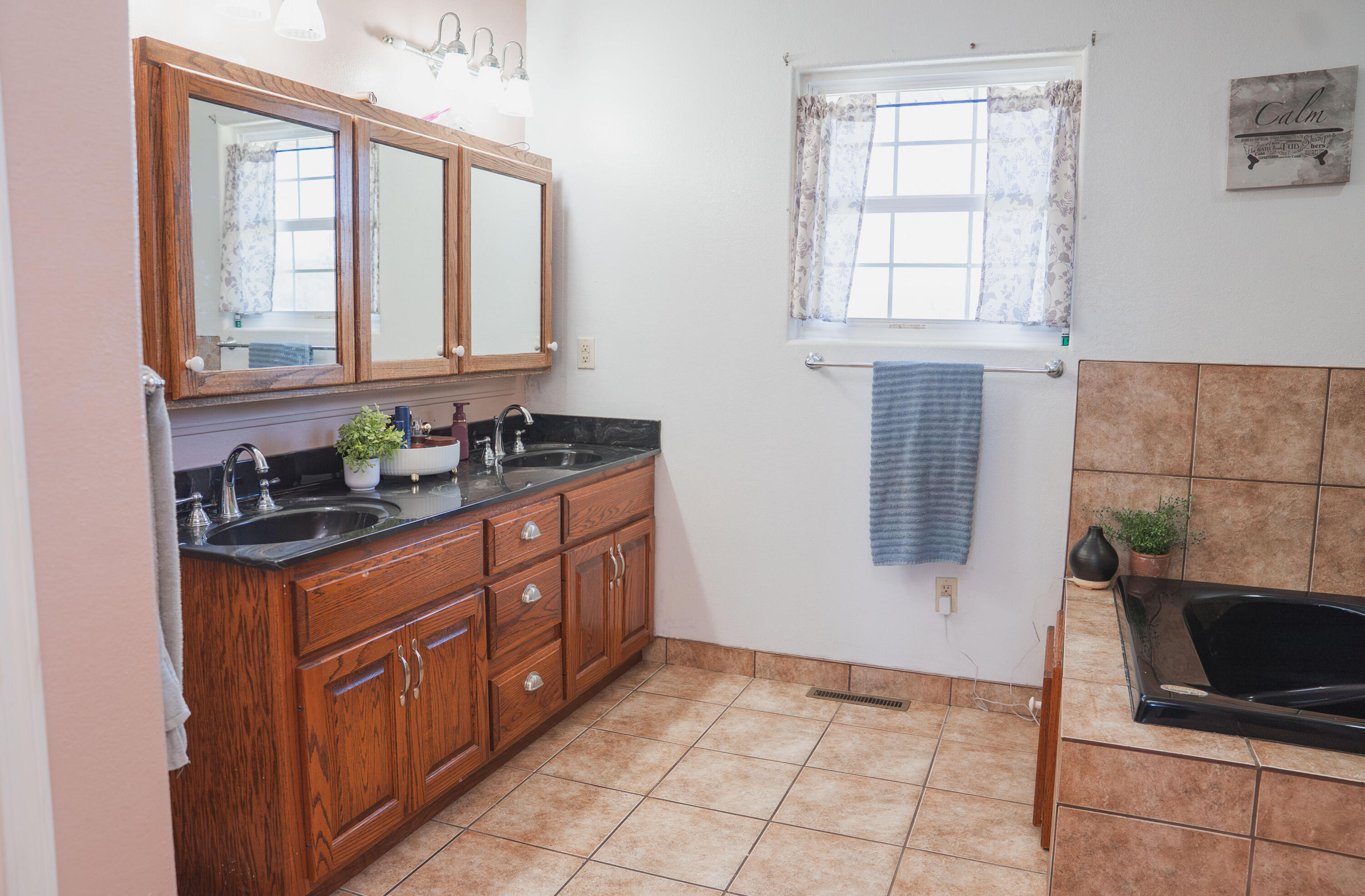 450 East 375th Road Property Photo 24