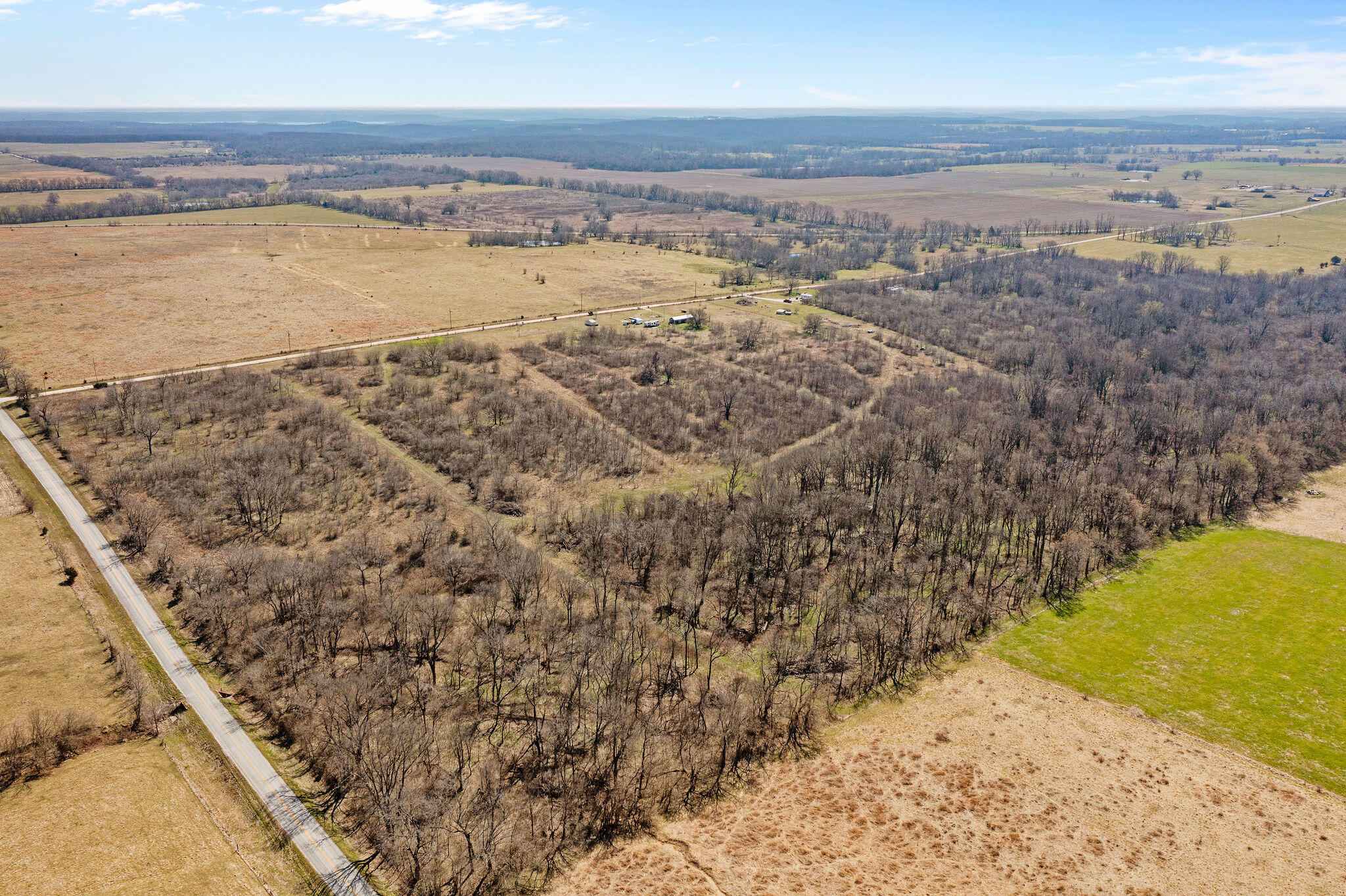 21170 South 1125 Road Property Photo 5