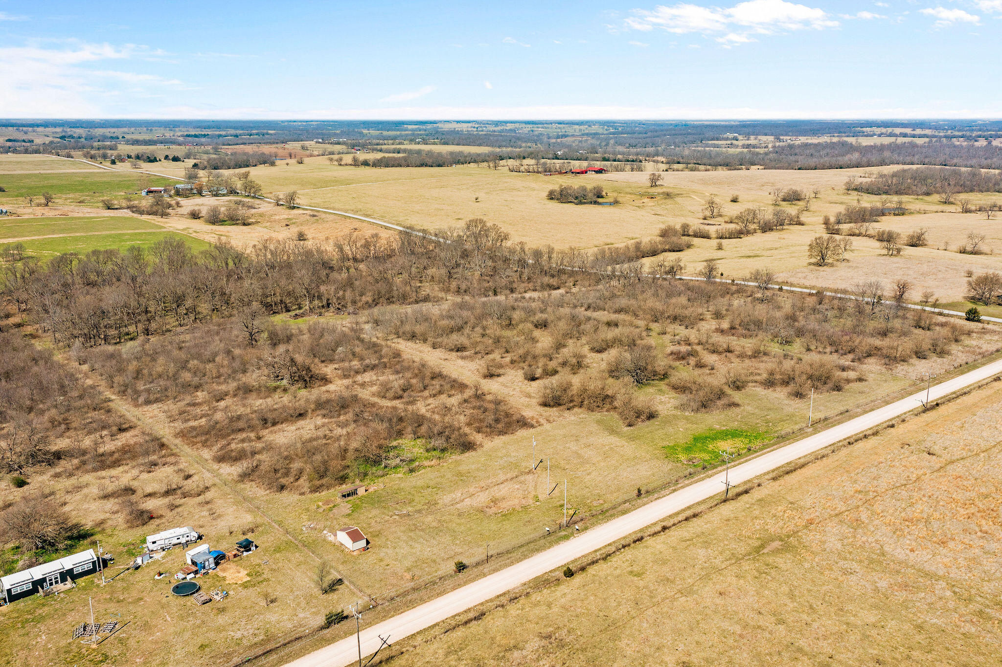 21170 South 1125 Road Property Photo 9