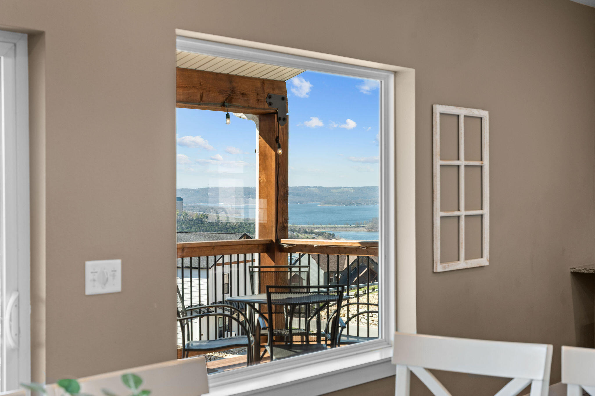 128 Chateau Mountain Court Property Photo 19
