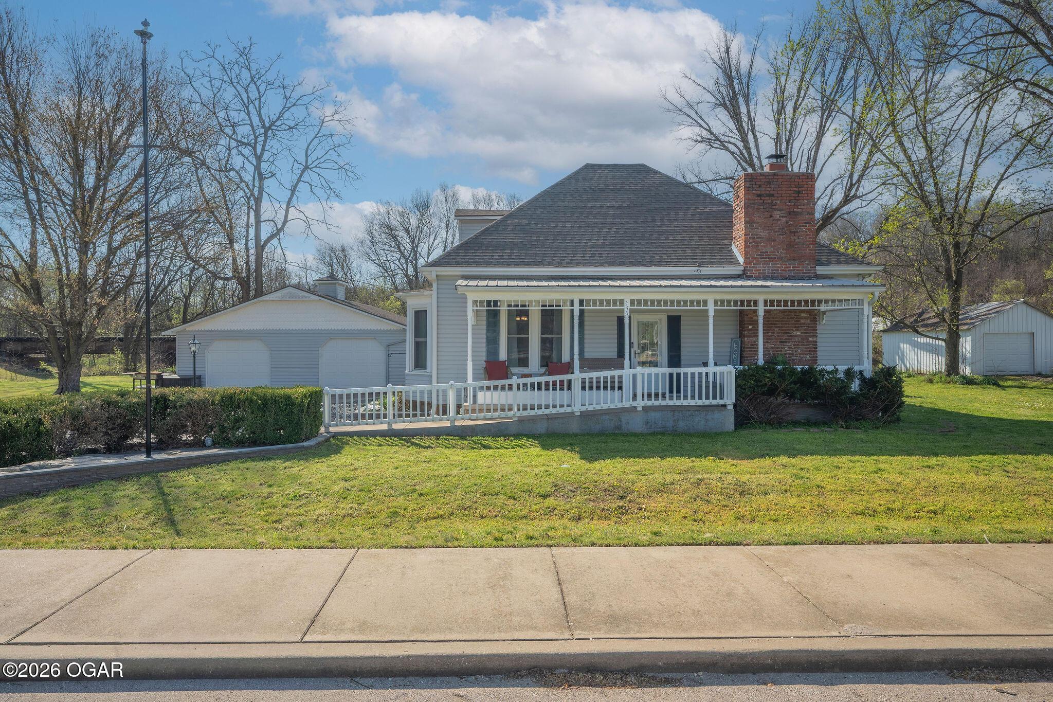 436 Oneida Street Property Photo 1