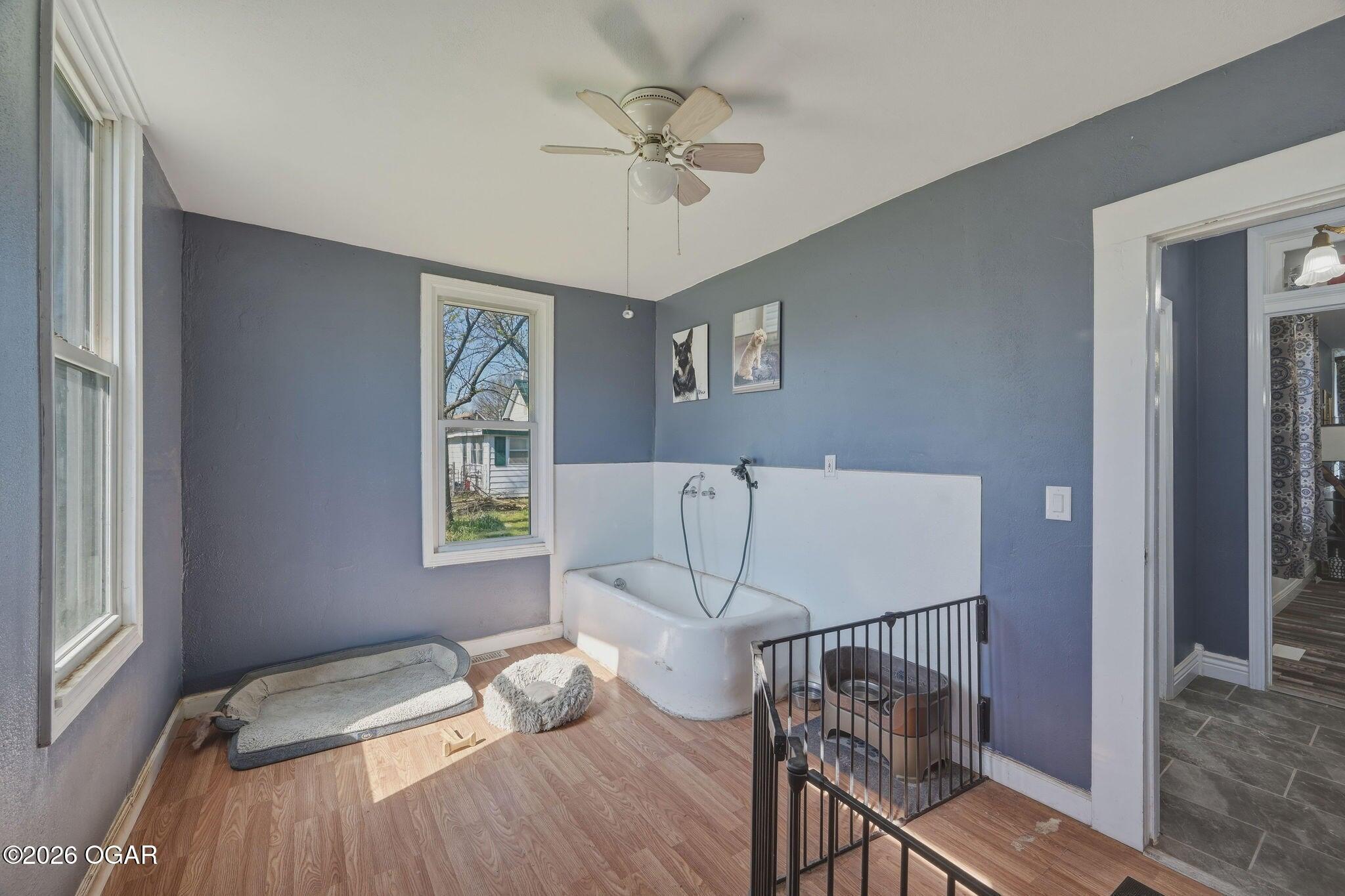 436 Oneida Street Property Photo 21