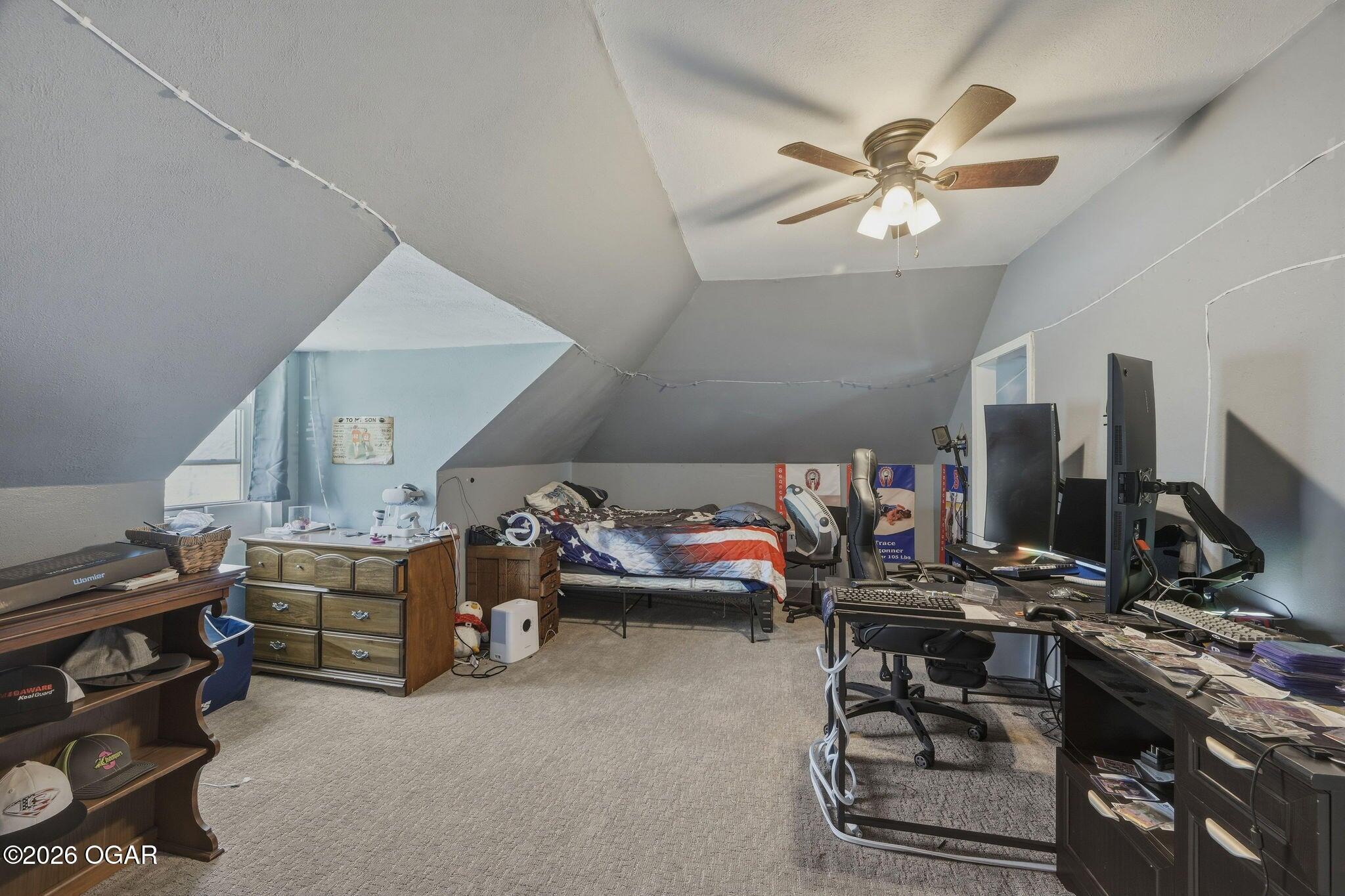 436 Oneida Street Property Photo 29