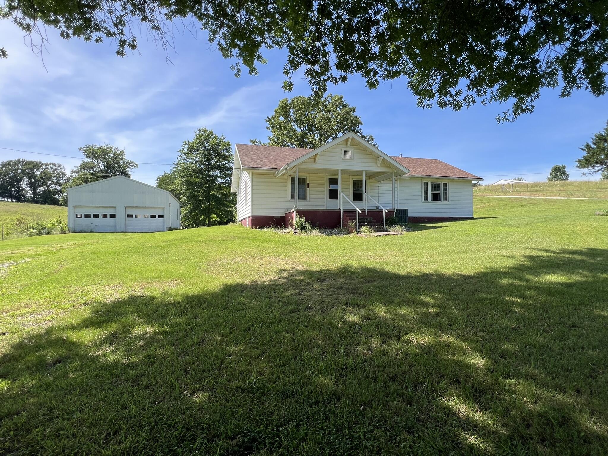 6413 County Road 5-403 Property Photo 1