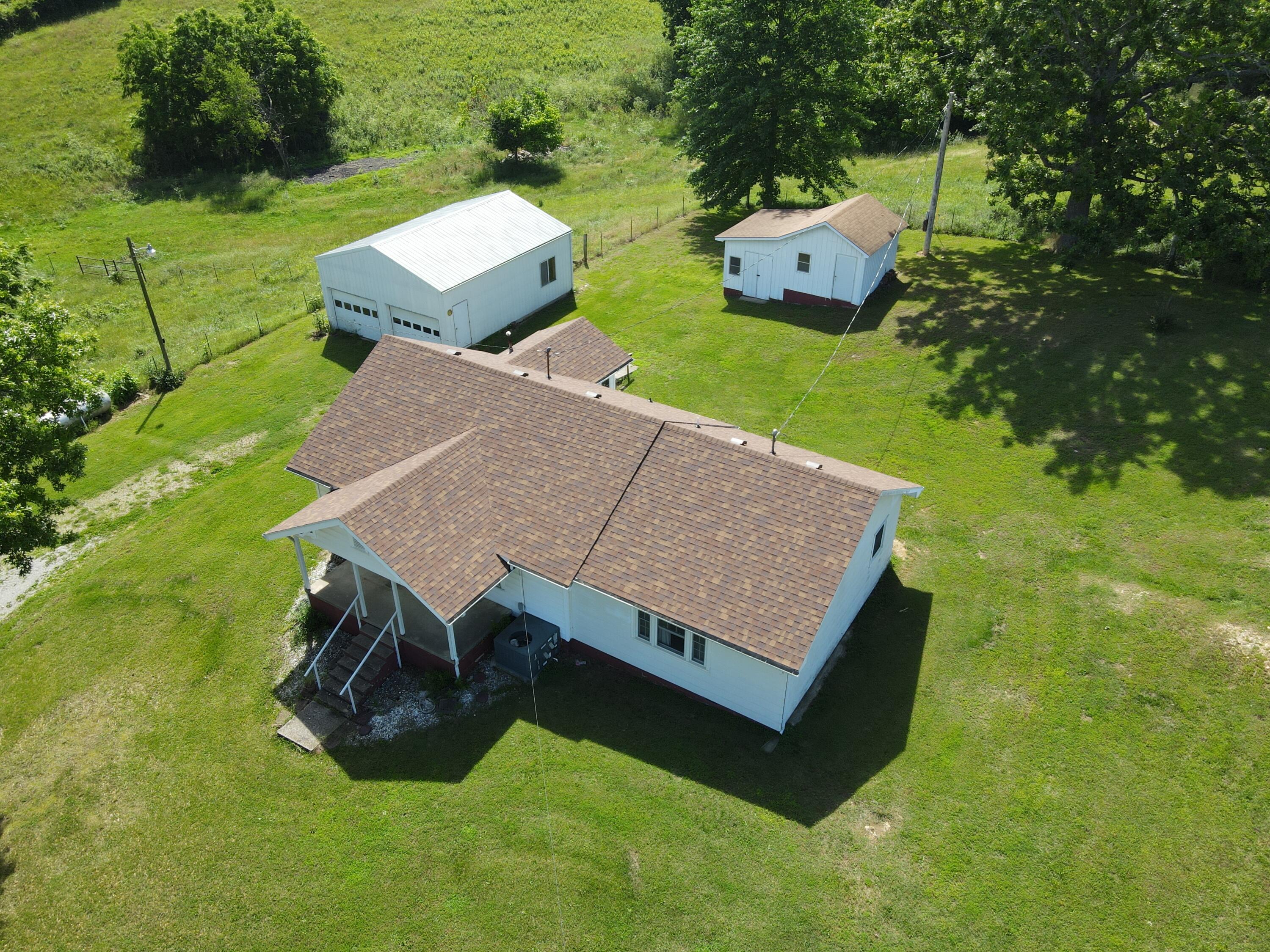 6413 County Road 5-403 Property Photo 2