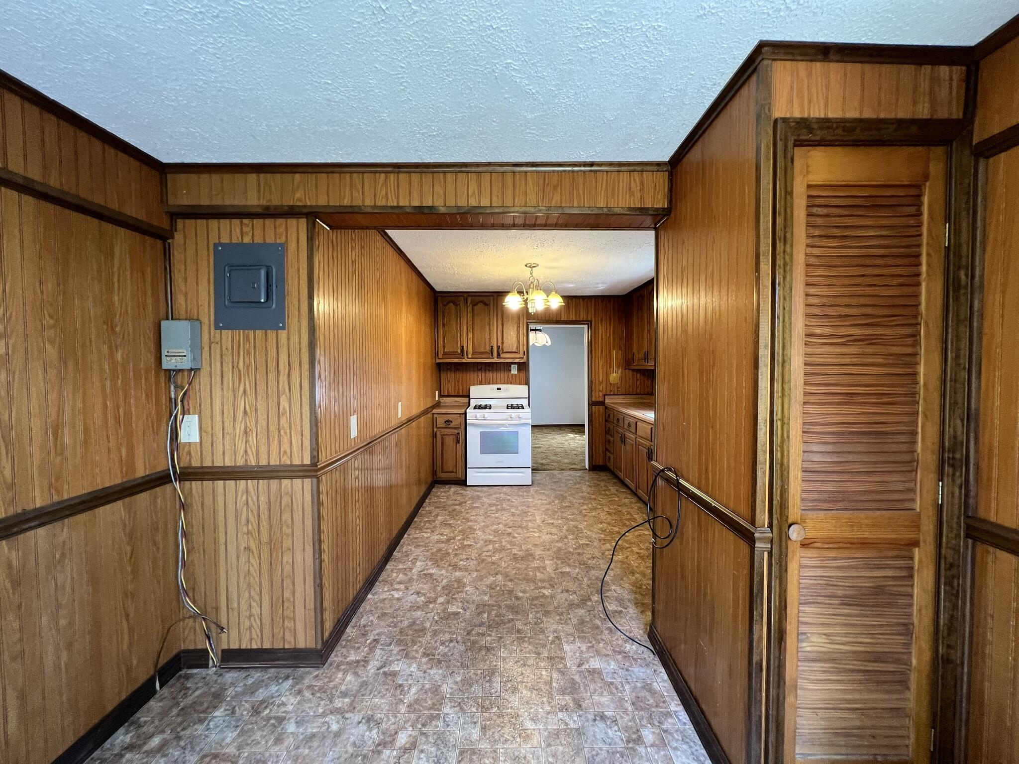 6413 County Road 5-403 Property Photo 17