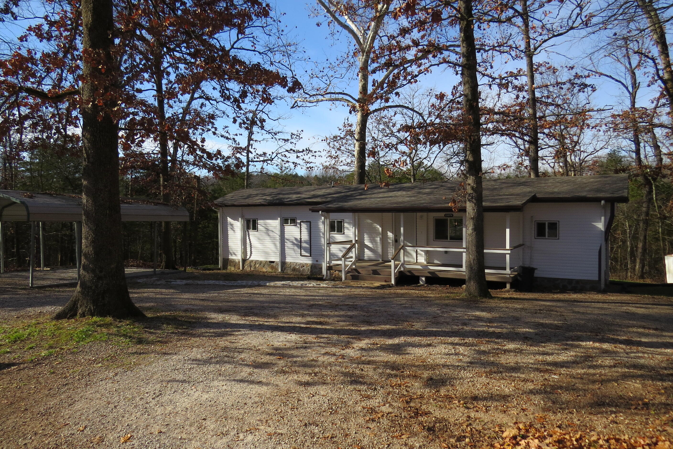 23079 Hickory Lane Property Photo 2
