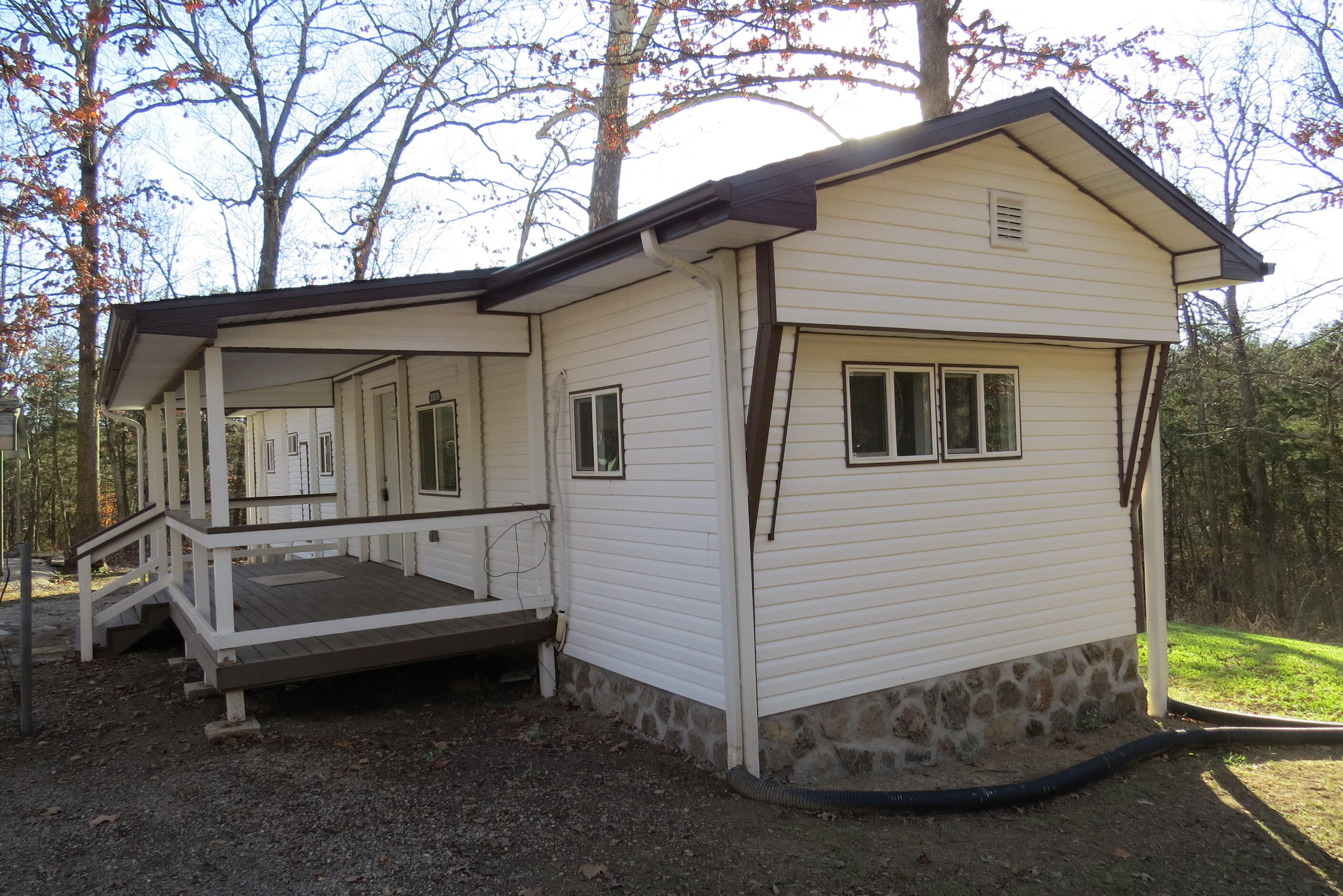 23079 Hickory Lane Property Photo 4