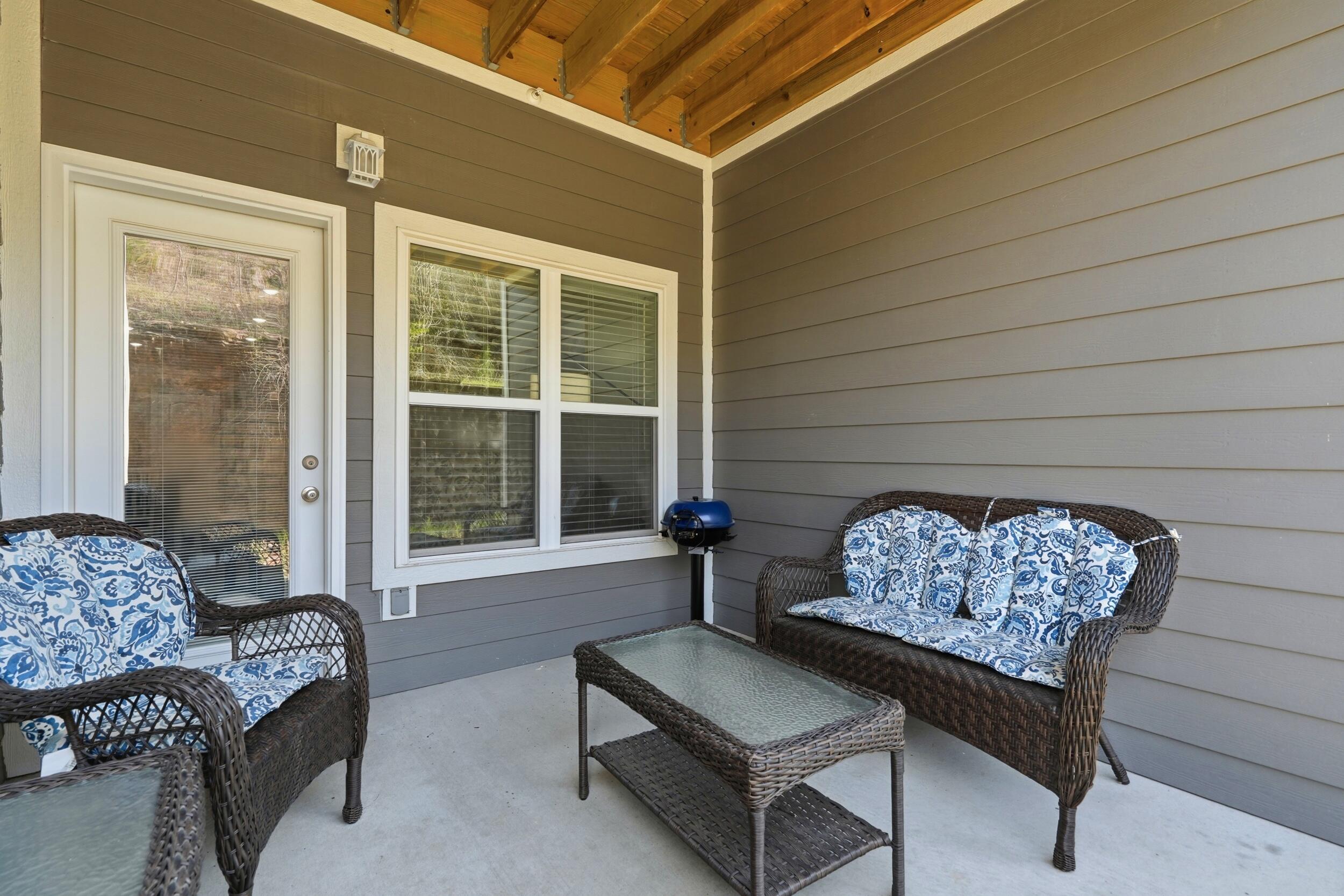 3003 North Vineyards Terrace 49-2 Property Photo 8