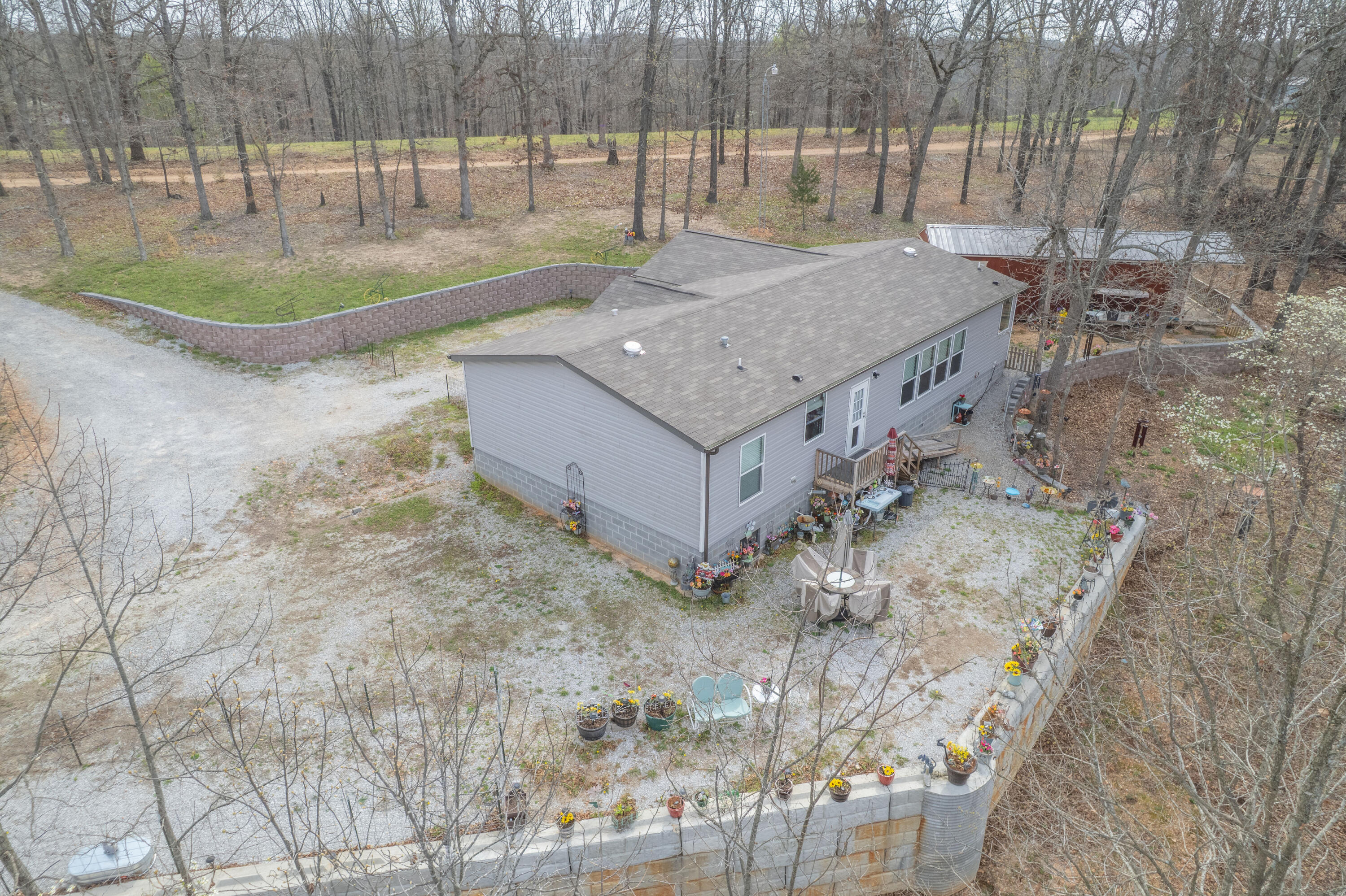 553 Buckeye Lane Property Photo 13