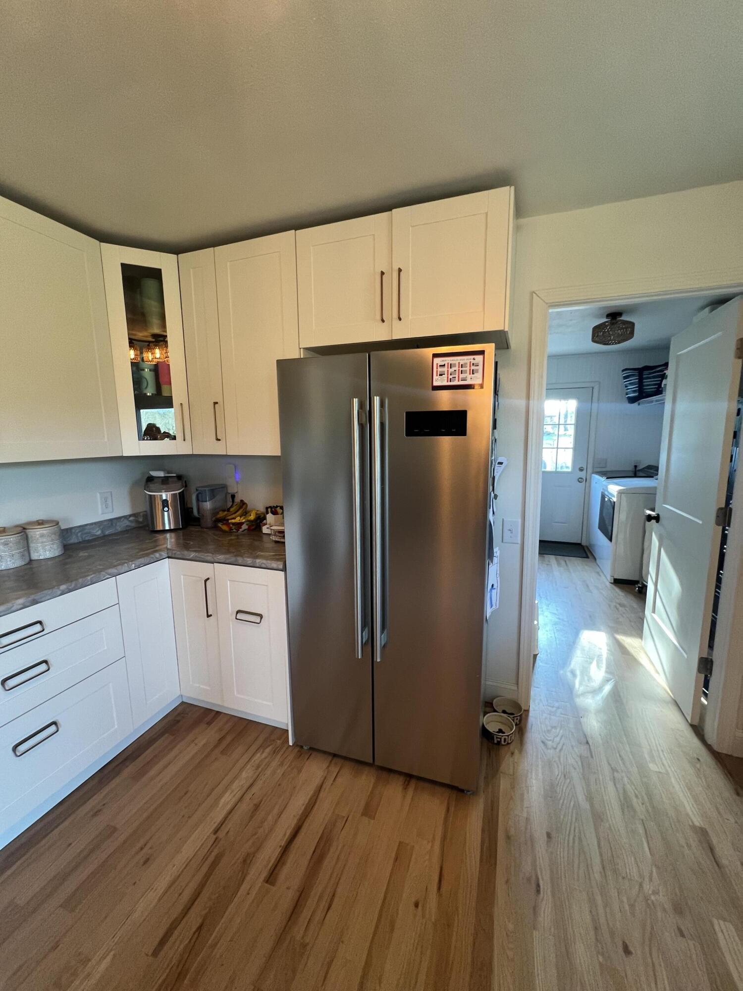 9077 Charles Drive Property Photo 13
