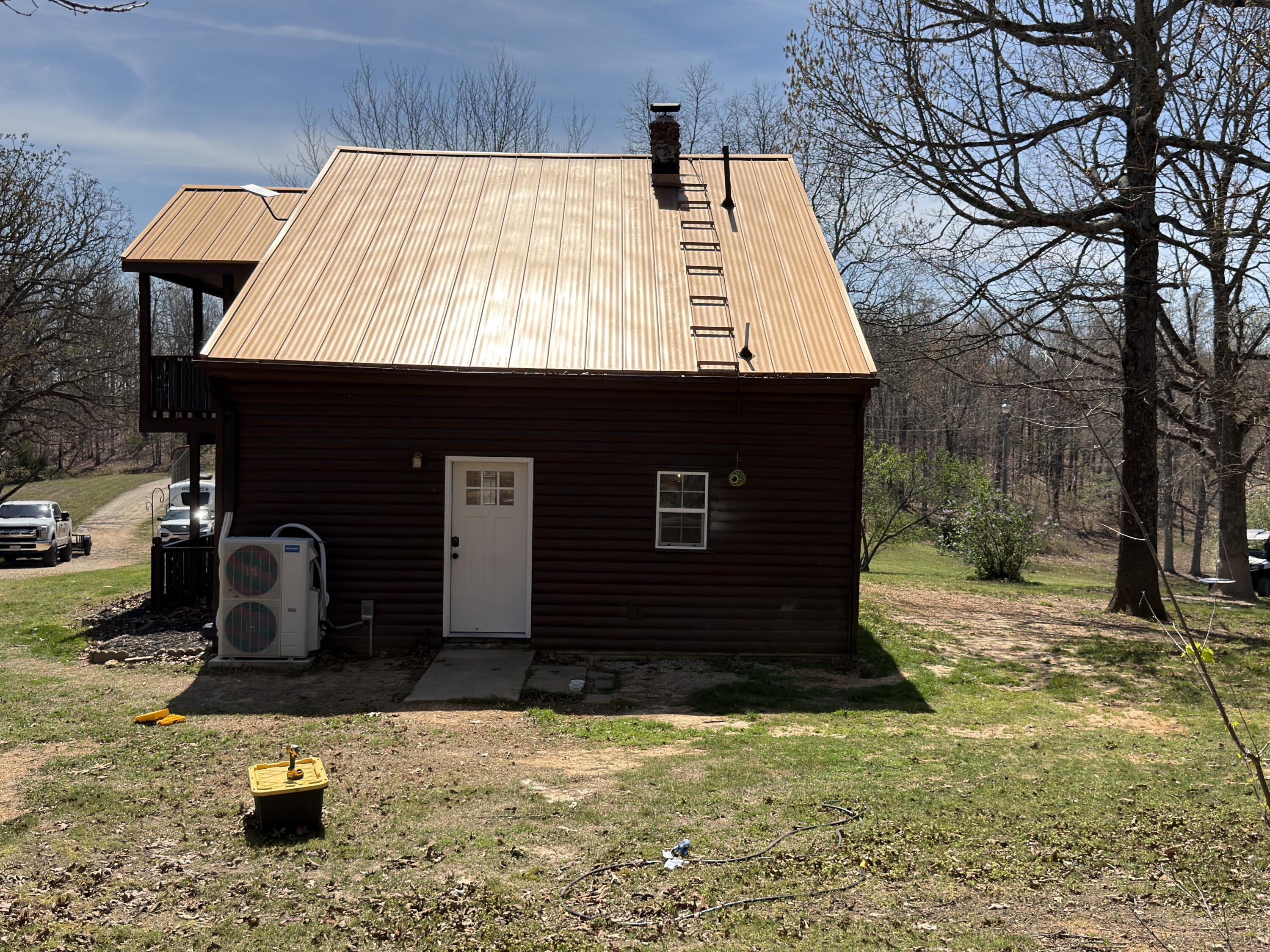 2731 County Road 250 Property Photo 6