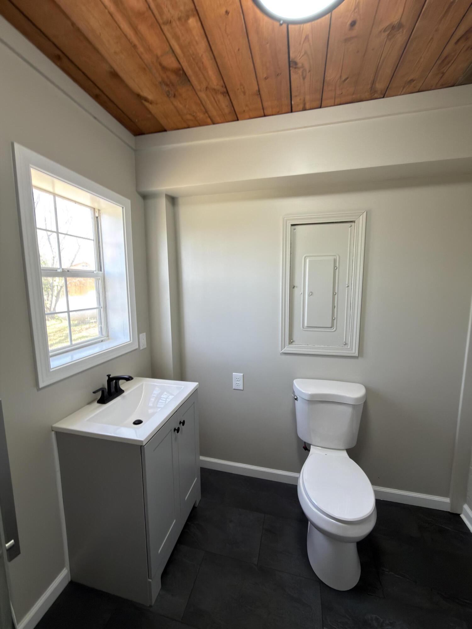 2731 County Road 250 Property Photo 57
