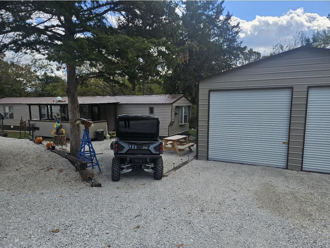 20690 Deer Run Property Photo 8