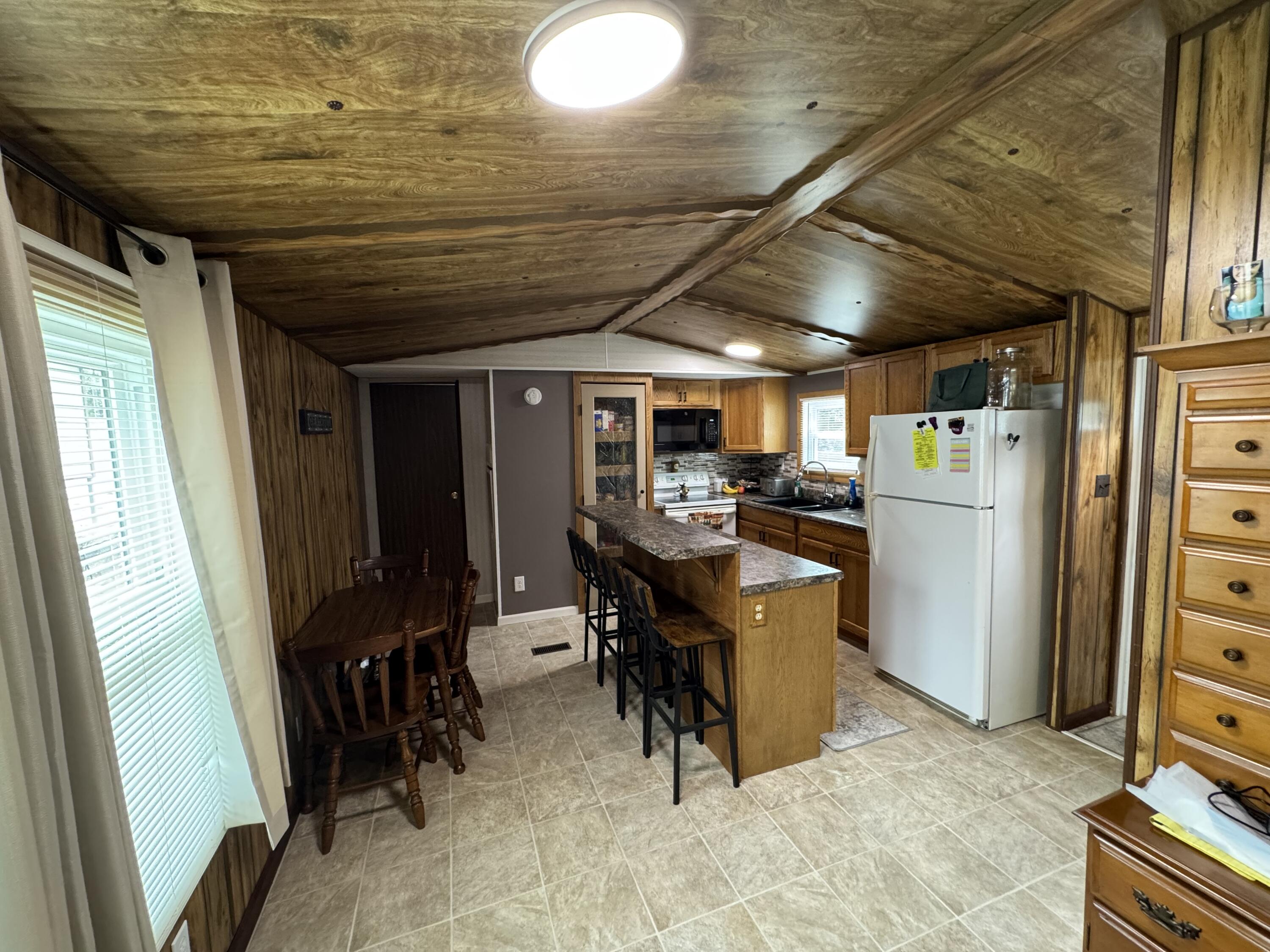 20690 Deer Run Property Photo 14