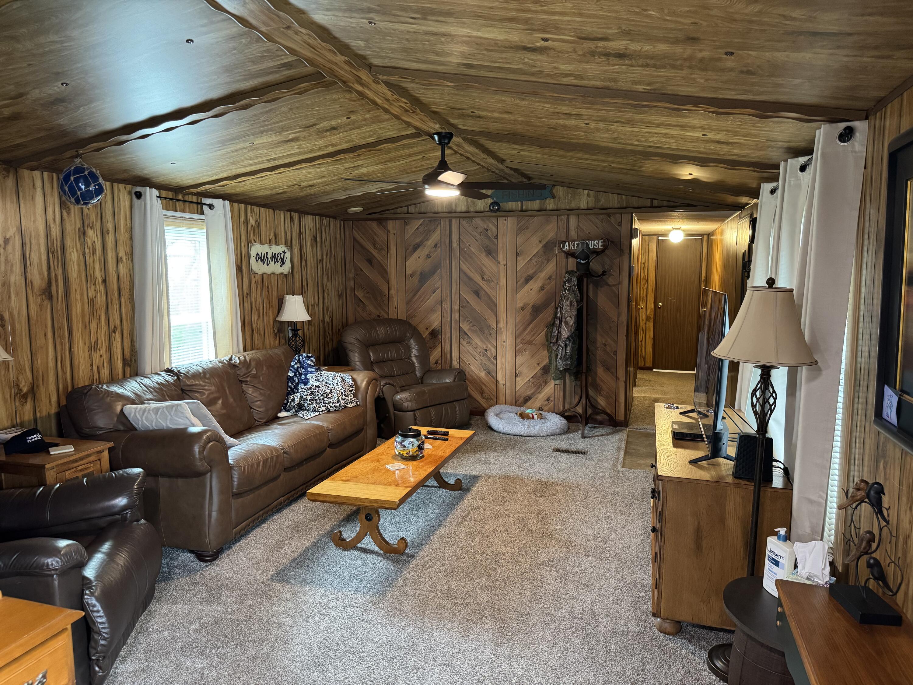 20690 Deer Run Property Photo 16