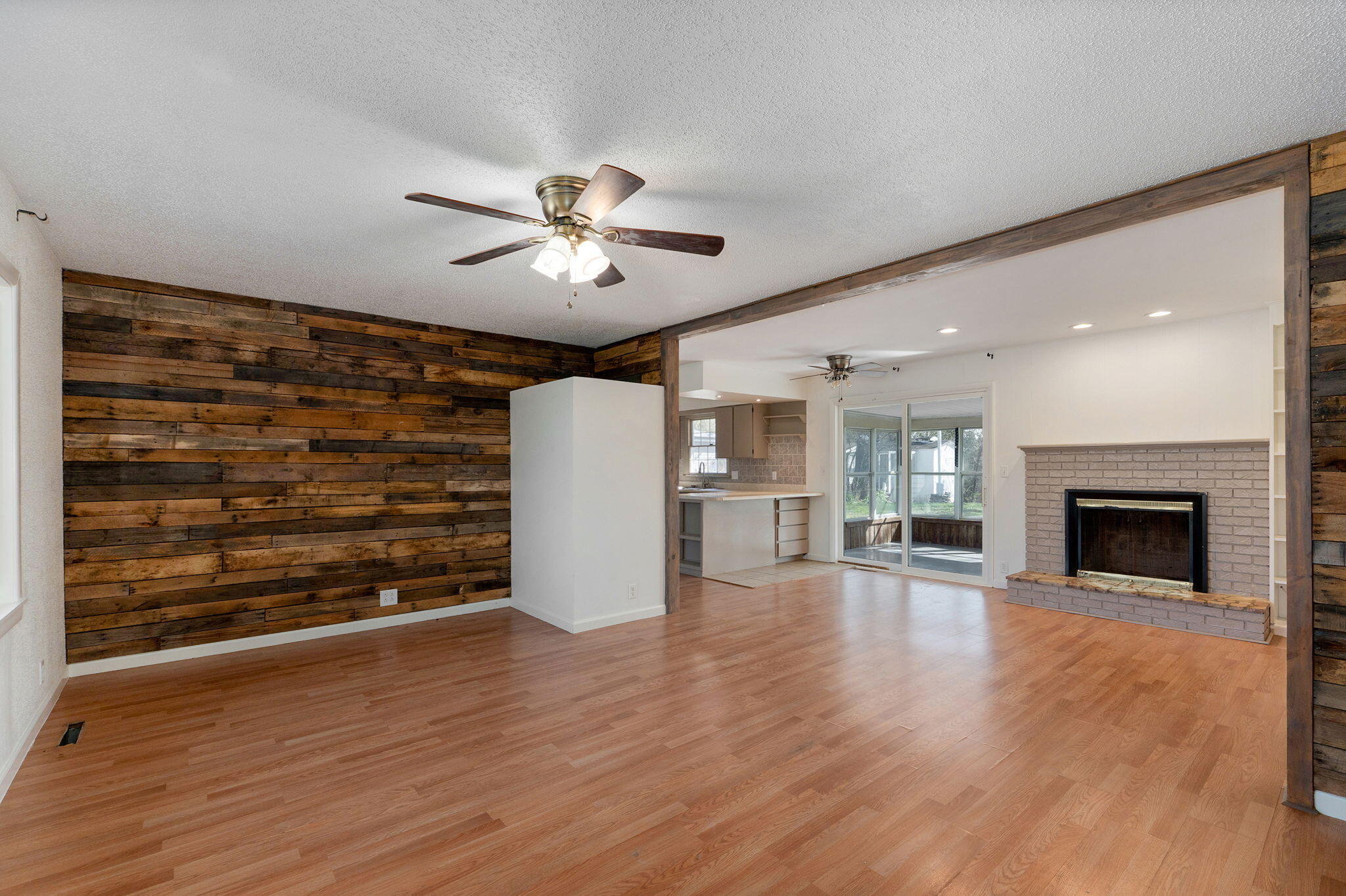 182 Valley View Drive Property Photo 6