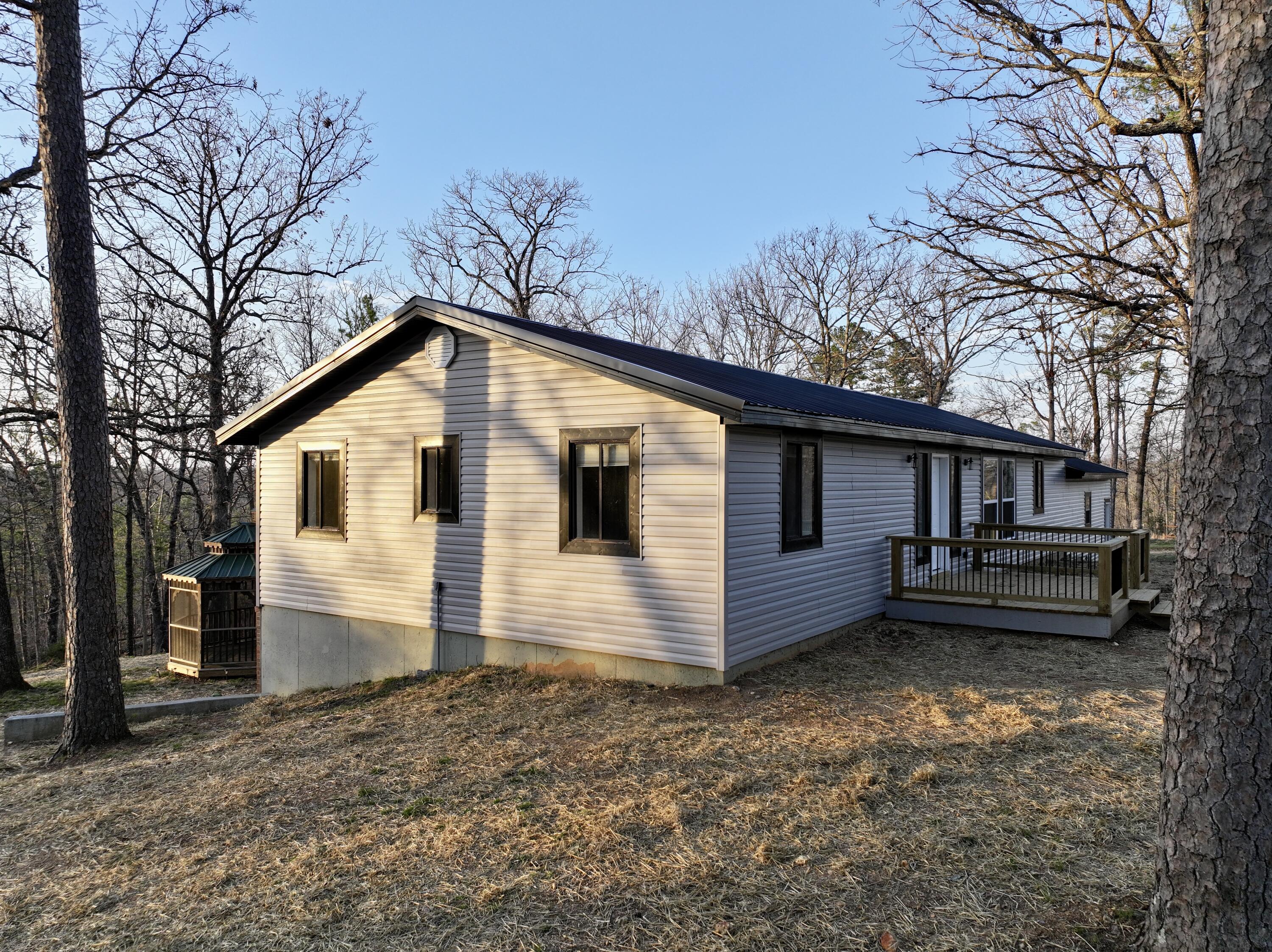 741 Co Rd 574 Property Photo 3