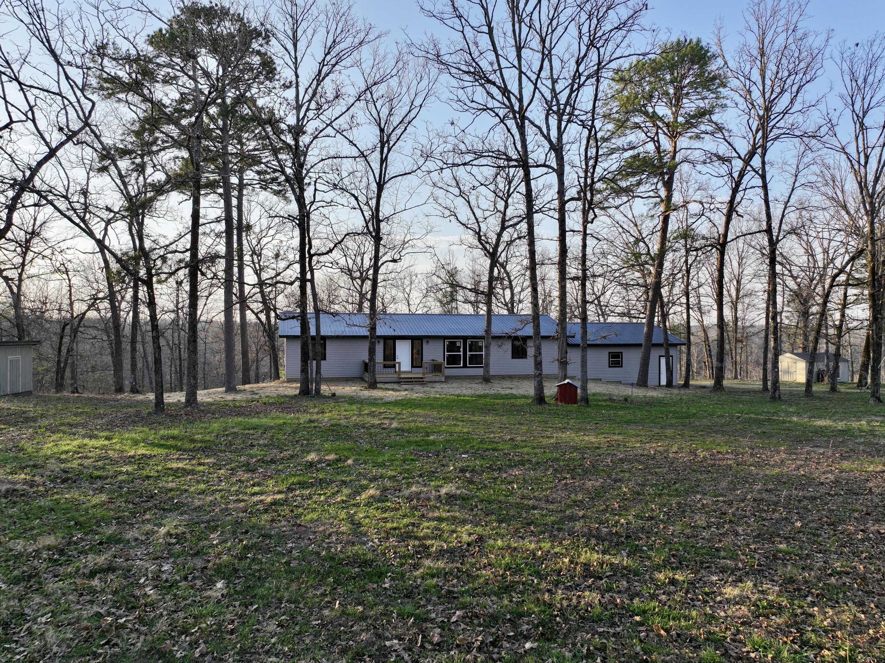 741 Co Rd 574 Property Photo 5