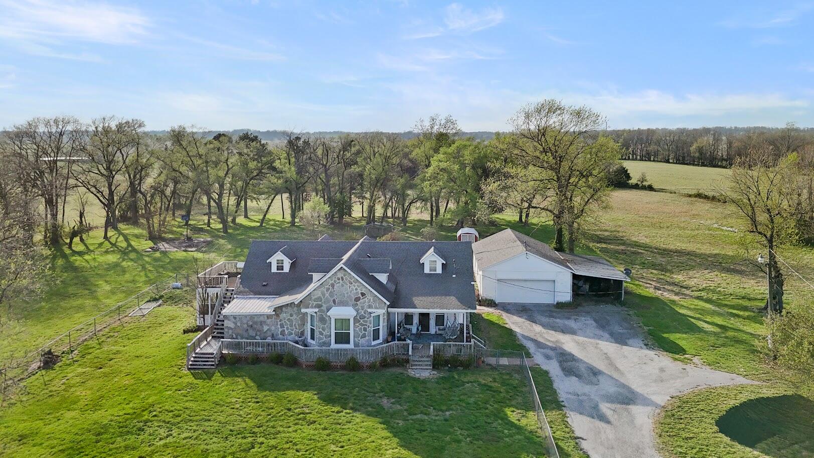 22057 State Highway 37 Property Photo 1