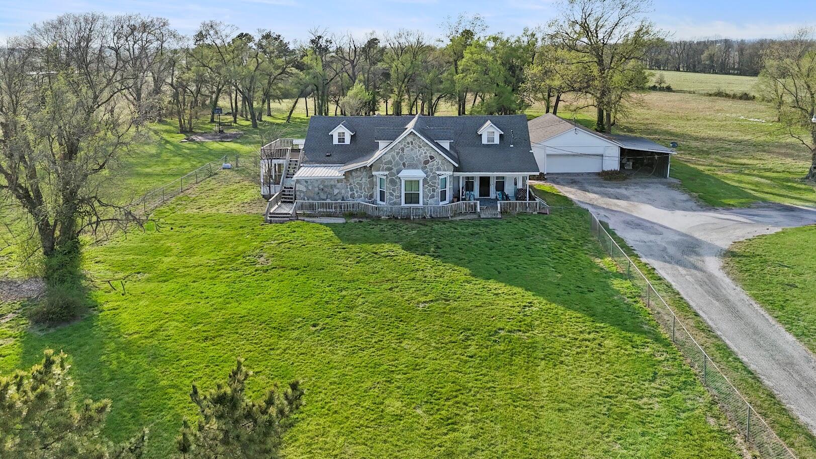 22057 State Highway 37 Property Photo 2