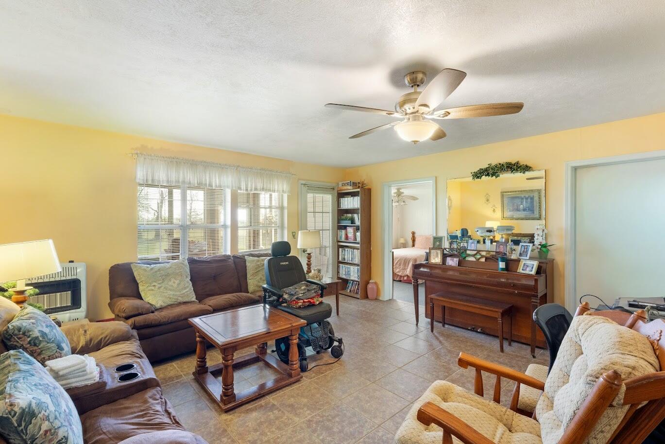 22057 State Highway 37 Property Photo 13