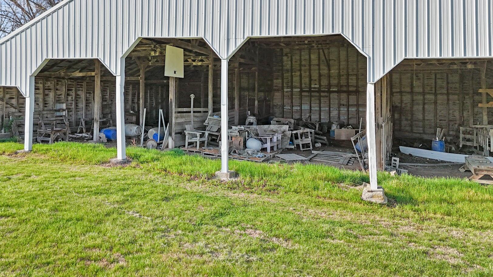 22057 State Highway 37 Property Photo 24