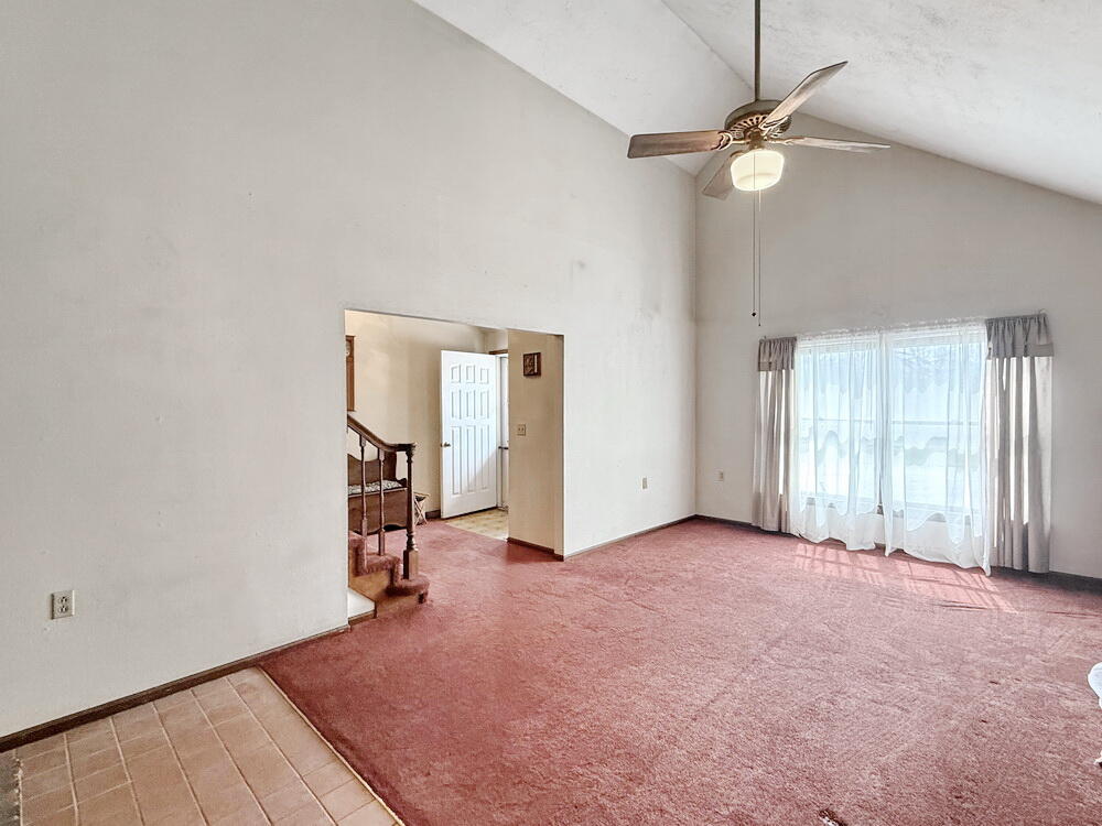3705 East 150 Road Property Photo 11