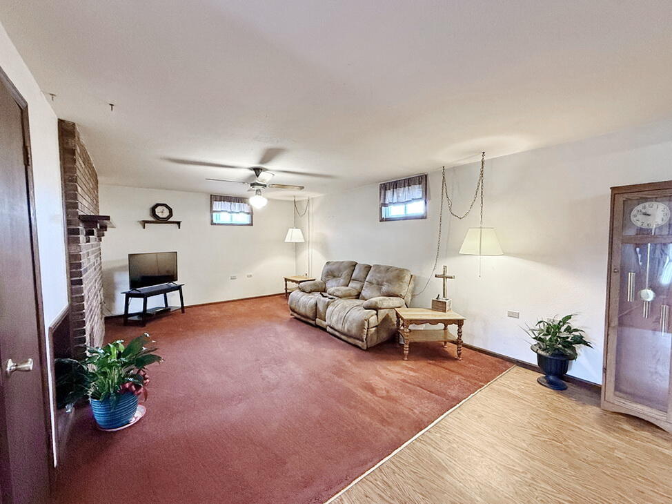 3705 East 150 Road Property Photo 13