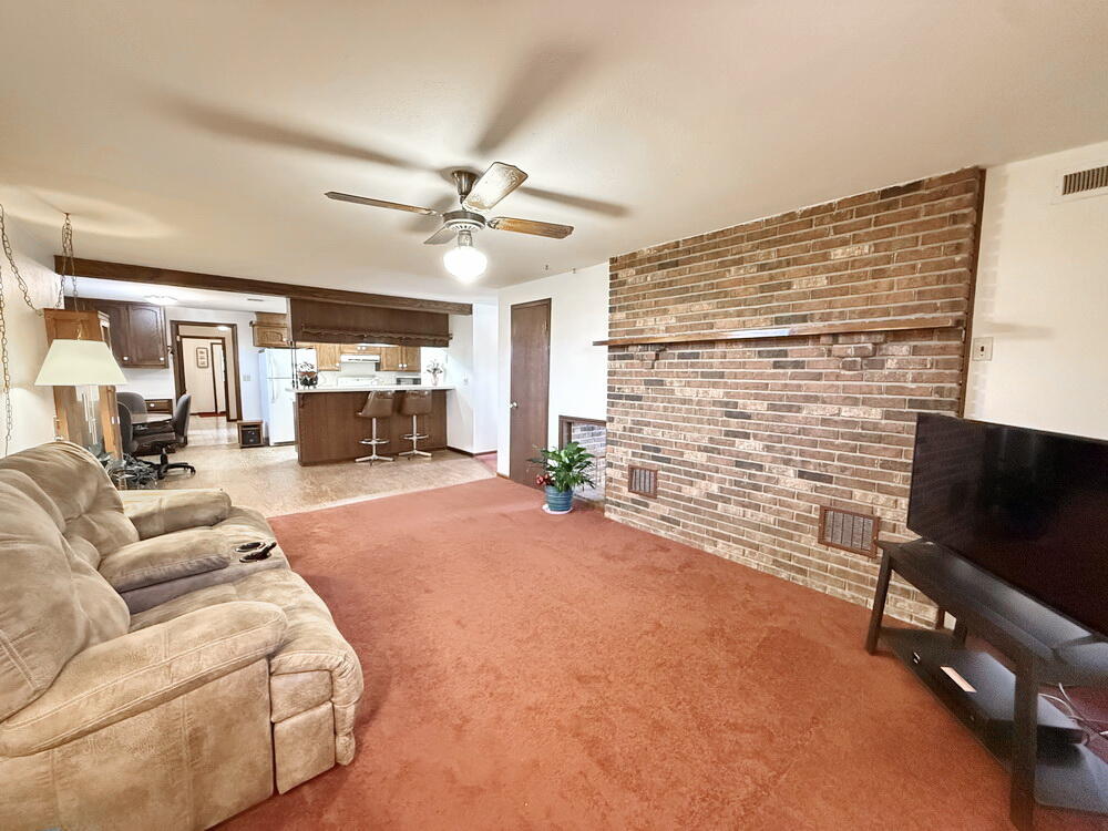 3705 East 150 Road Property Photo 14