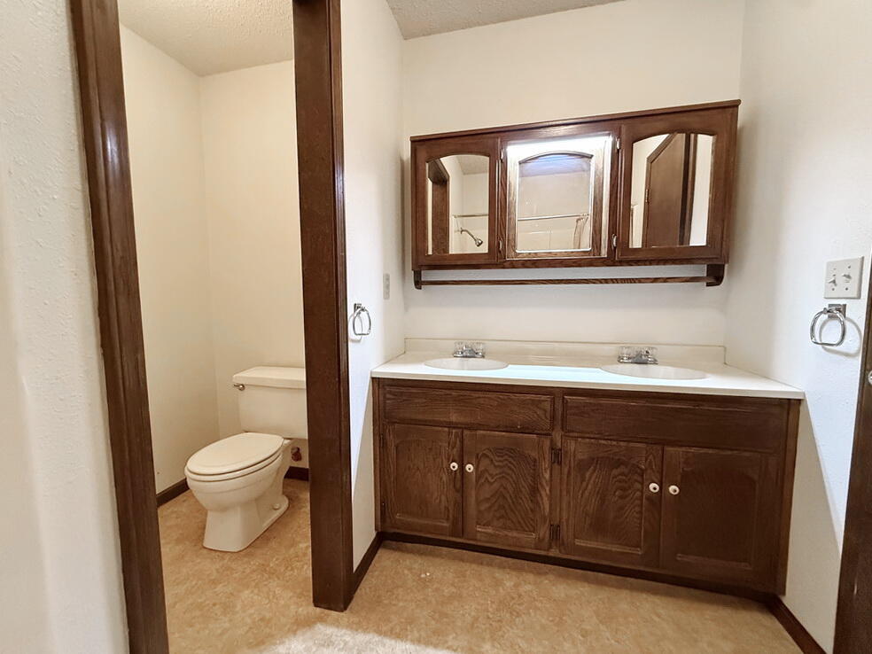 3705 East 150 Road Property Photo 31