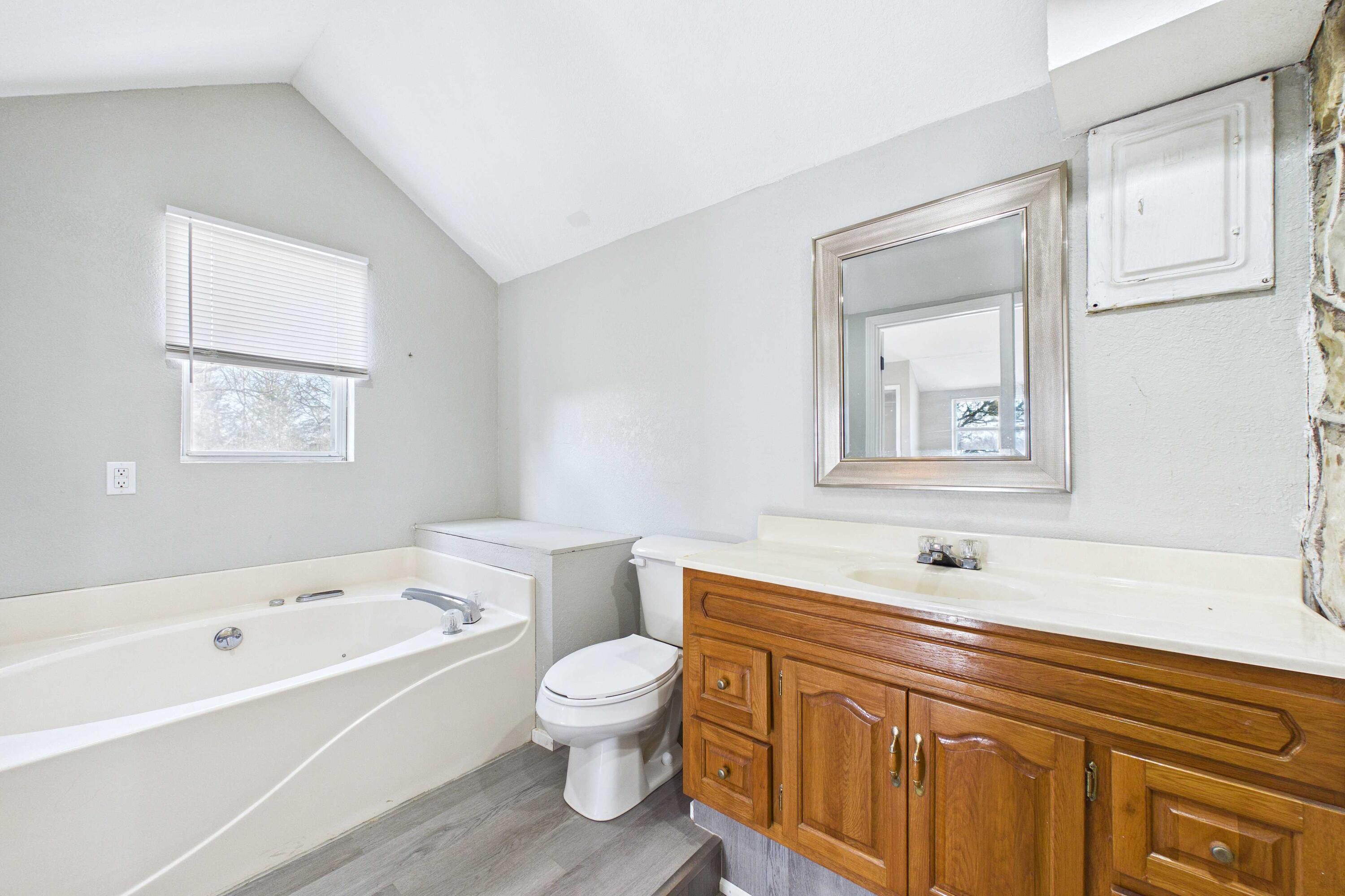 1348 County Road 806 Property Photo 9