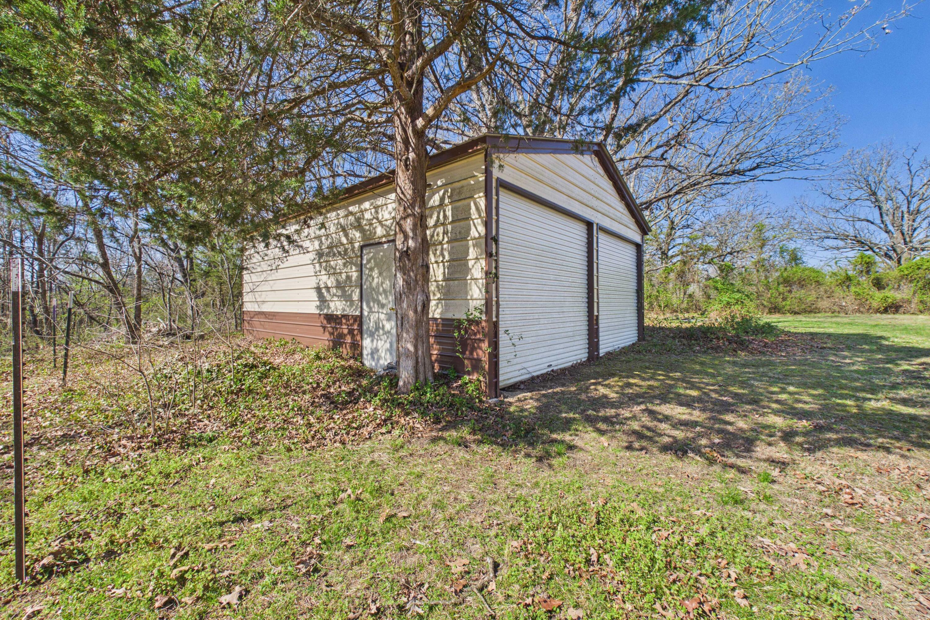 1348 County Road 806 Property Photo 19