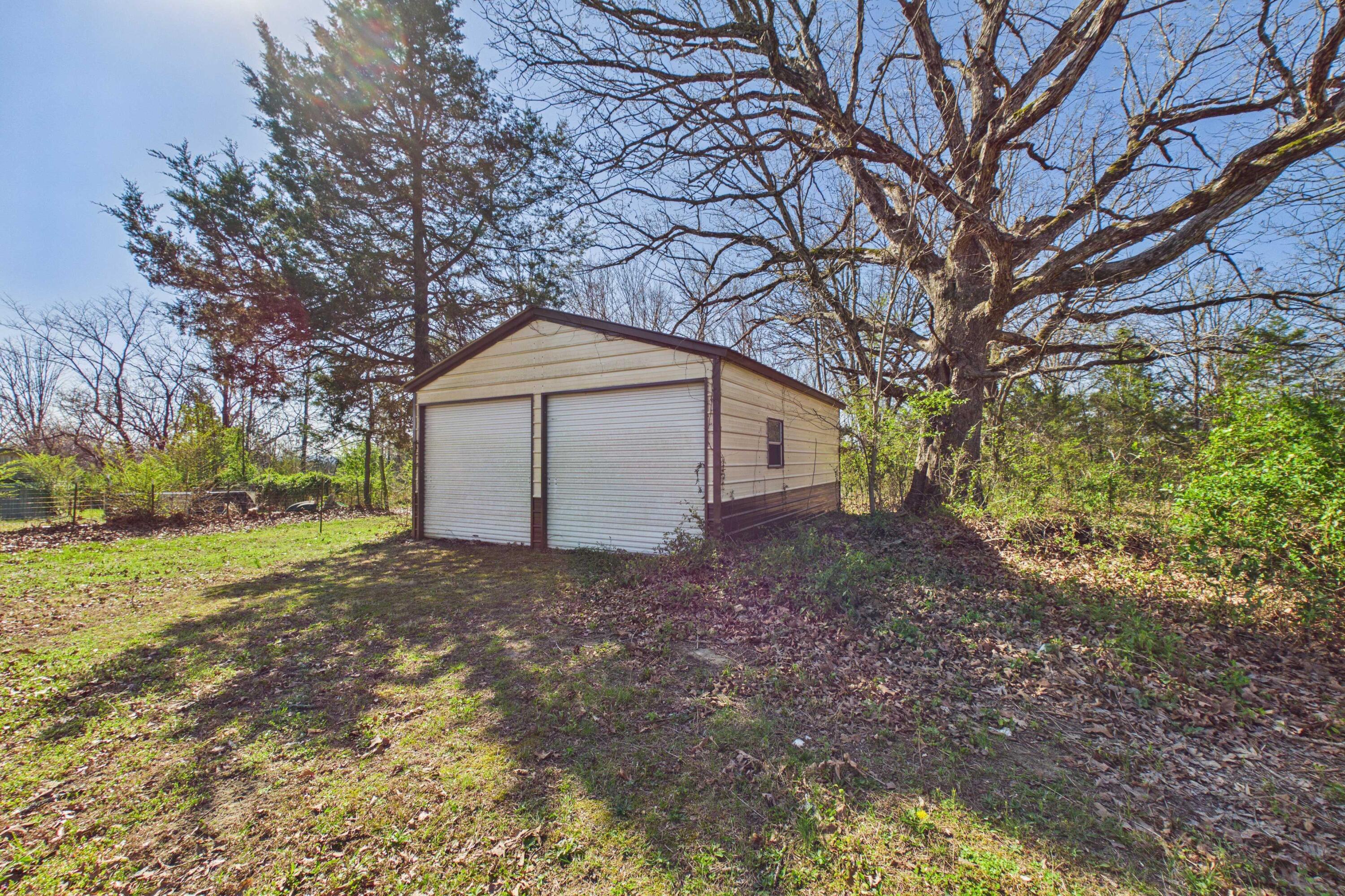 1348 County Road 806 Property Photo 20