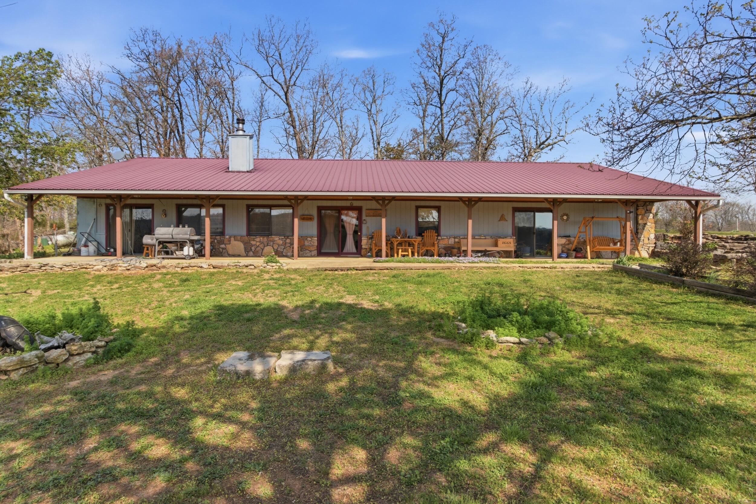 557 Hagewood Lane Property Photo 2