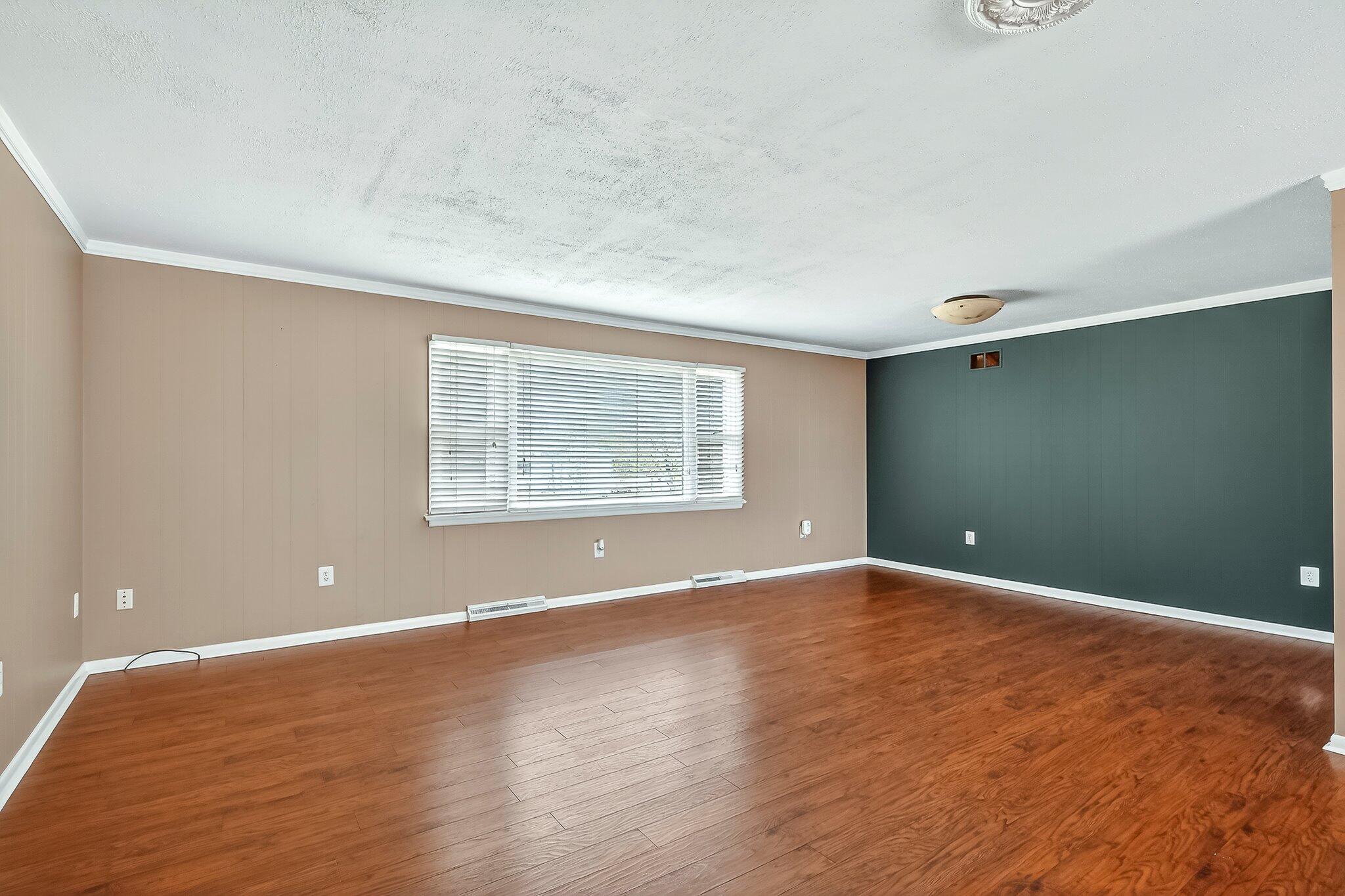 157 Spring Street Property Photo 9