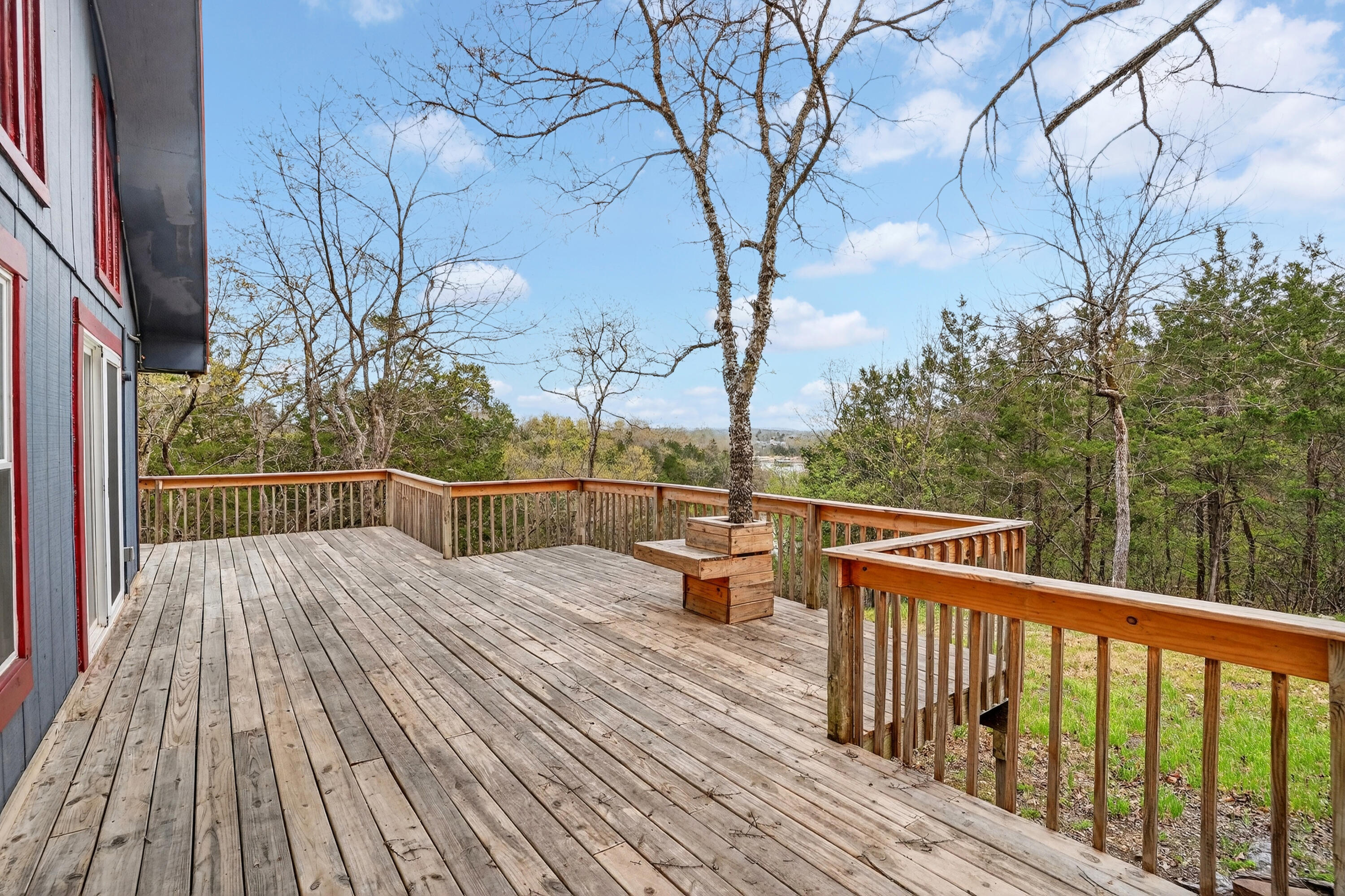 244 Skyline Drive Property Photo 6