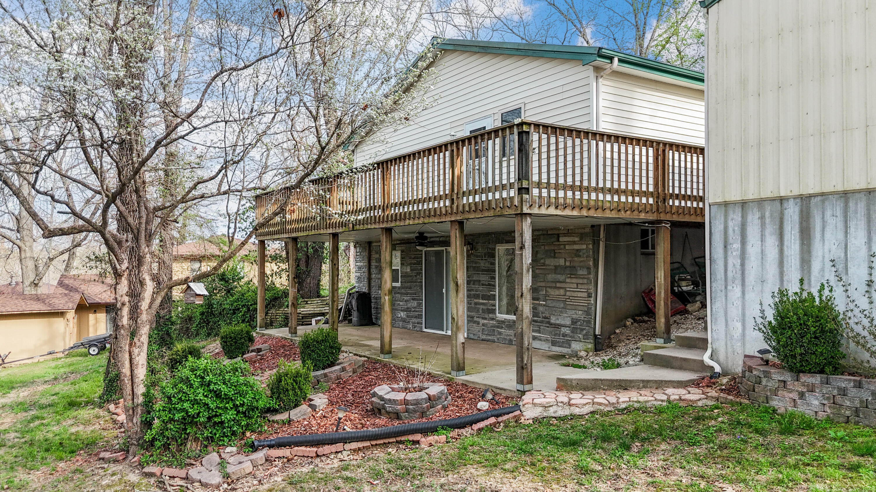28316 Farm Road 1220 Property Photo 7