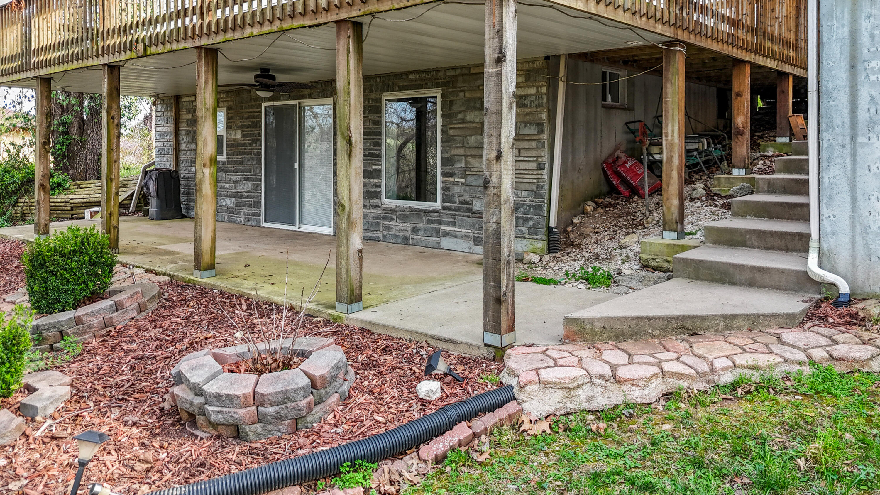 28316 Farm Road 1220 Property Photo 8