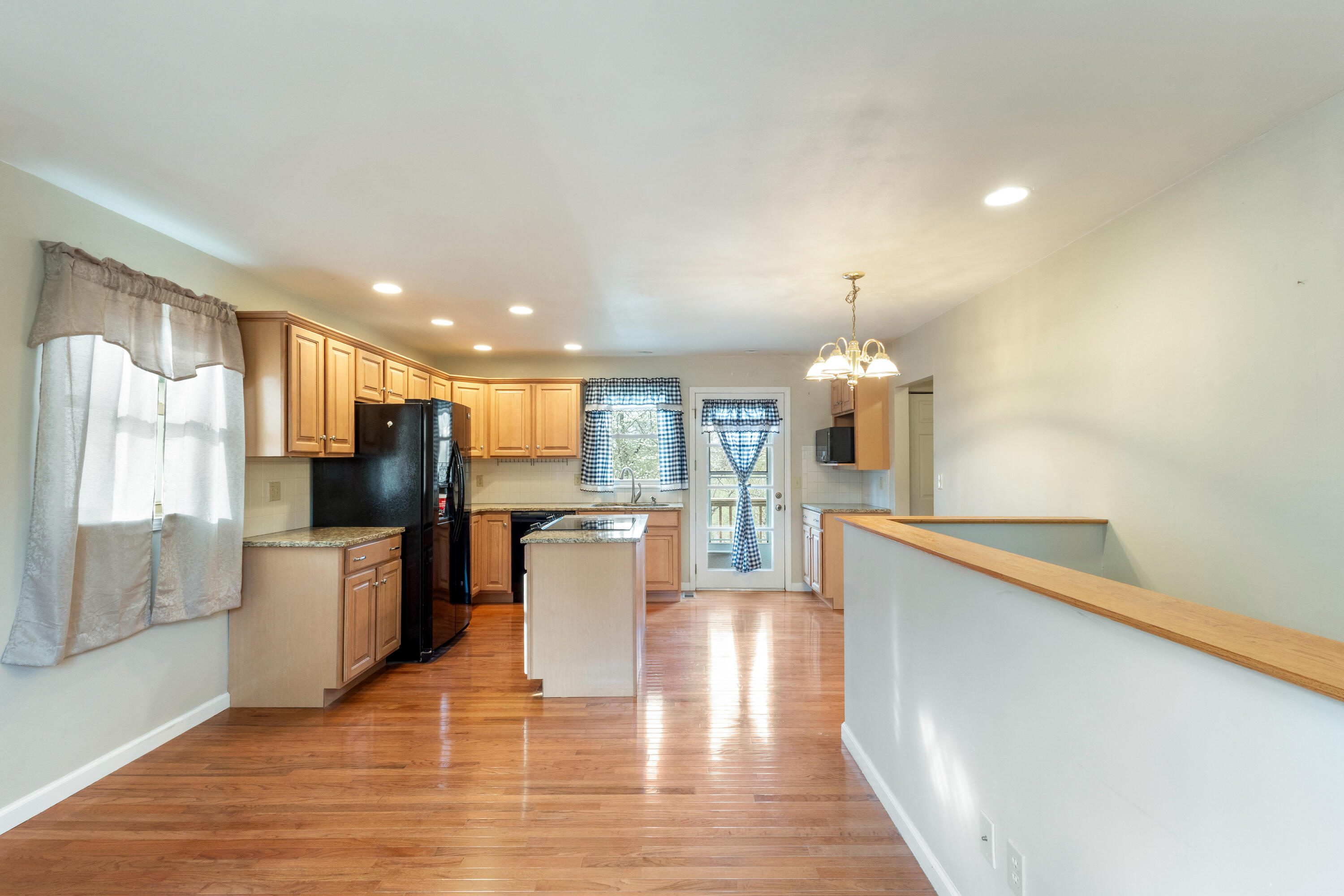 28316 Farm Road 1220 Property Photo 10
