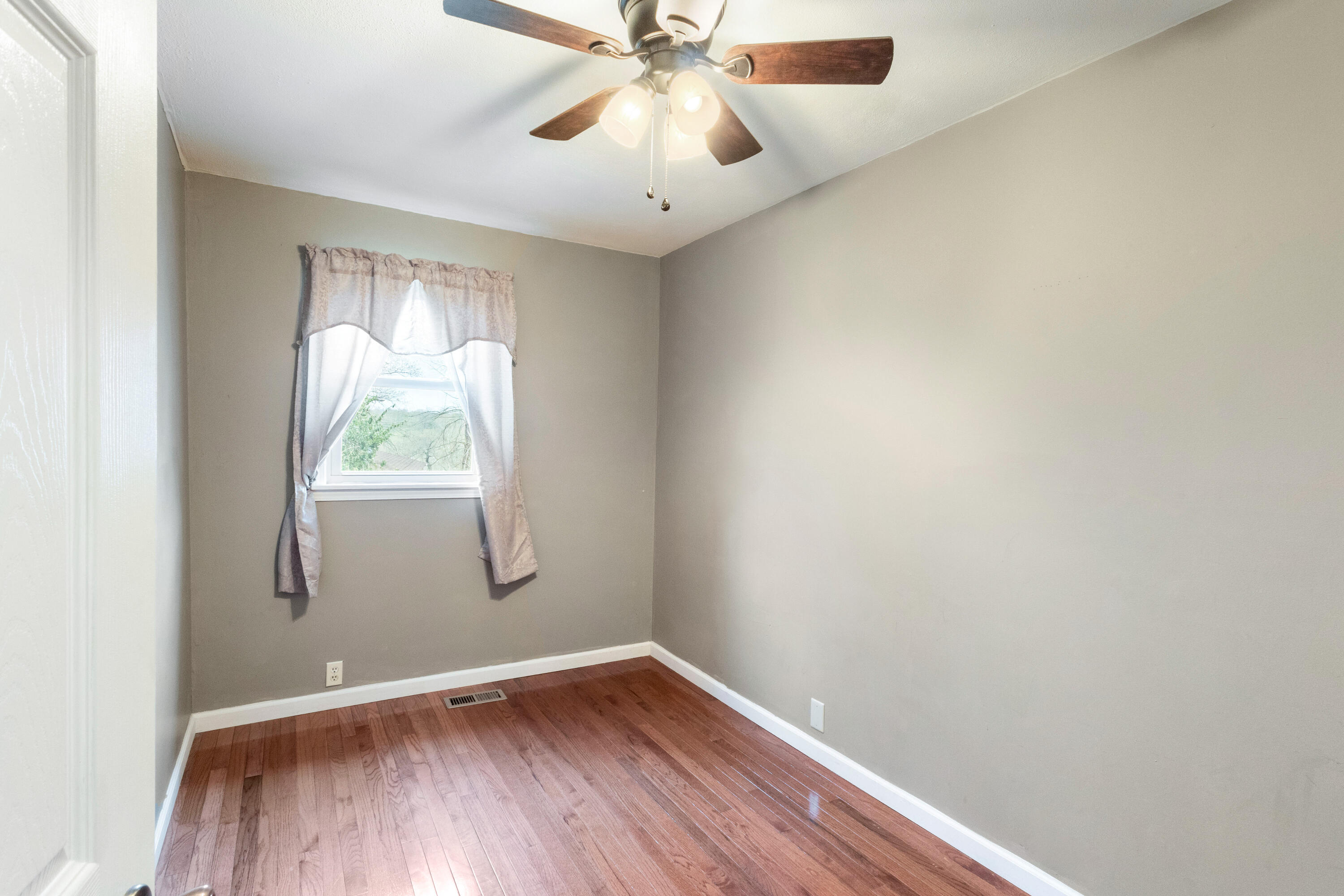 28316 Farm Road 1220 Property Photo 15
