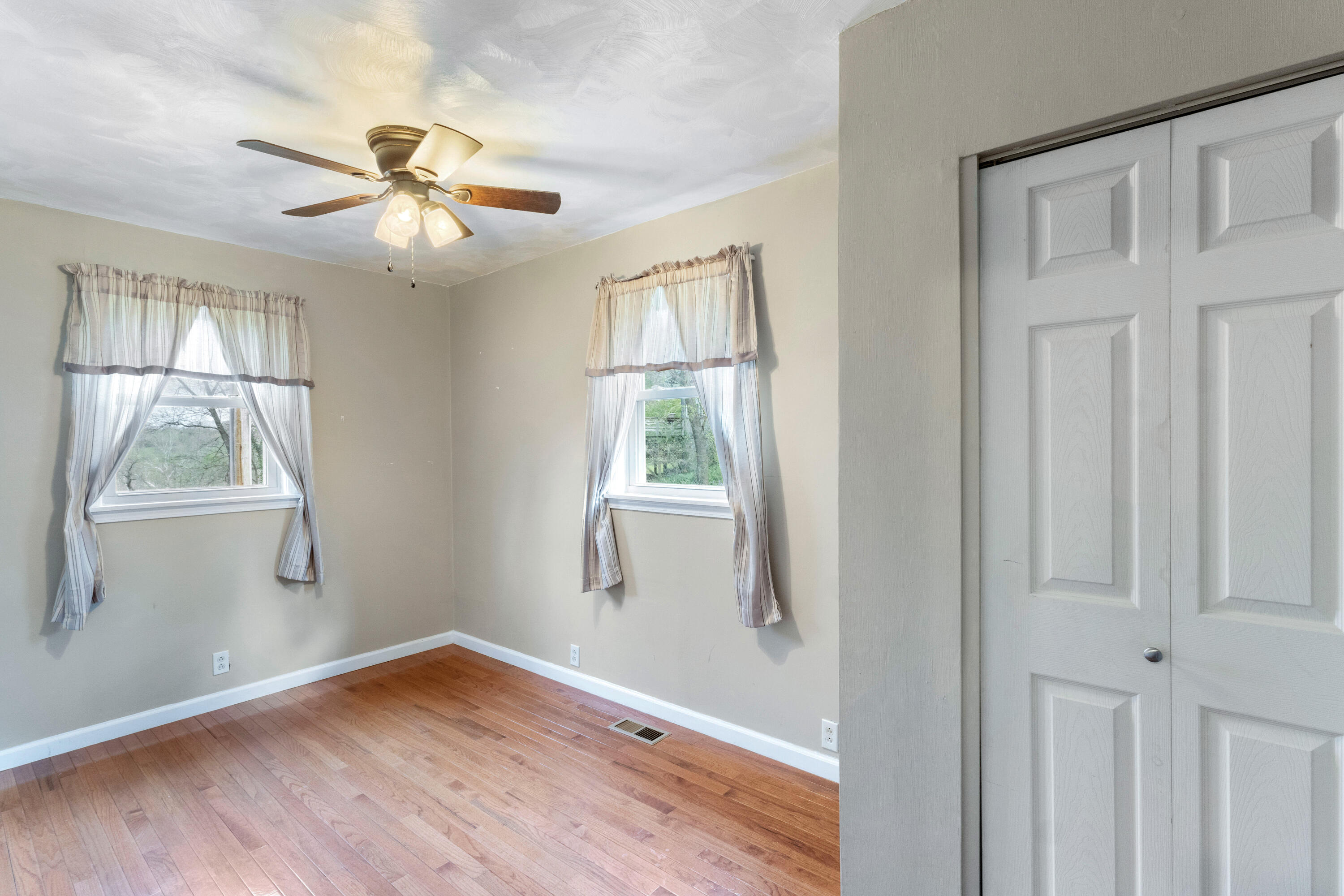 28316 Farm Road 1220 Property Photo 16